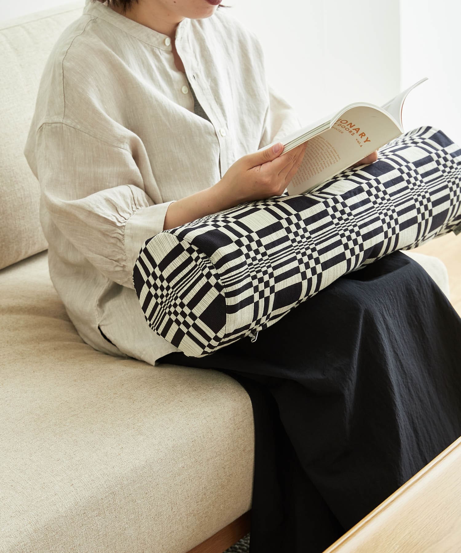 JOHANNA GULLICHSEN　TubeCushionCover Doris Black -