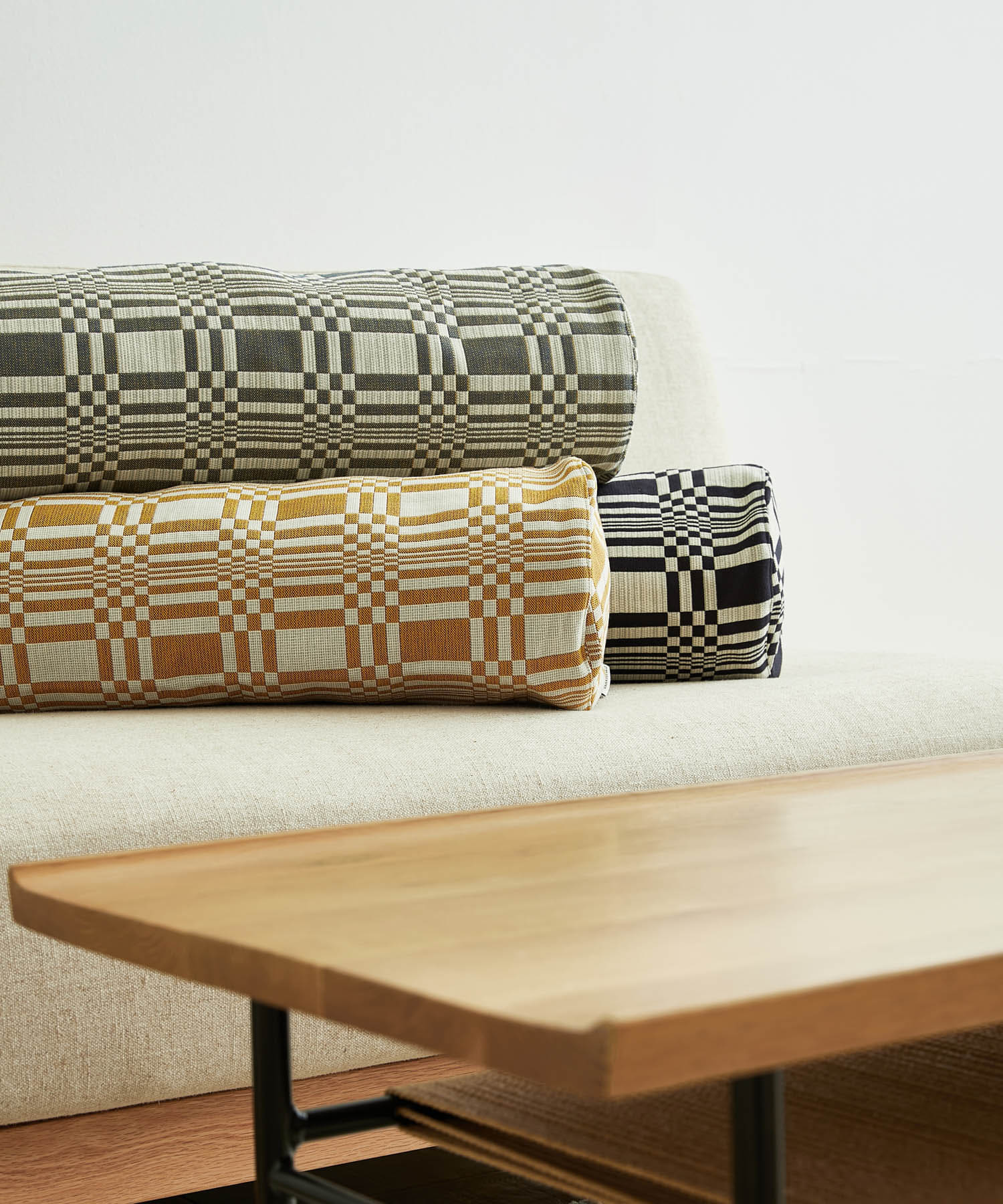 JOHANNA GULLICHSEN　TubeCushionCover Doris Black -