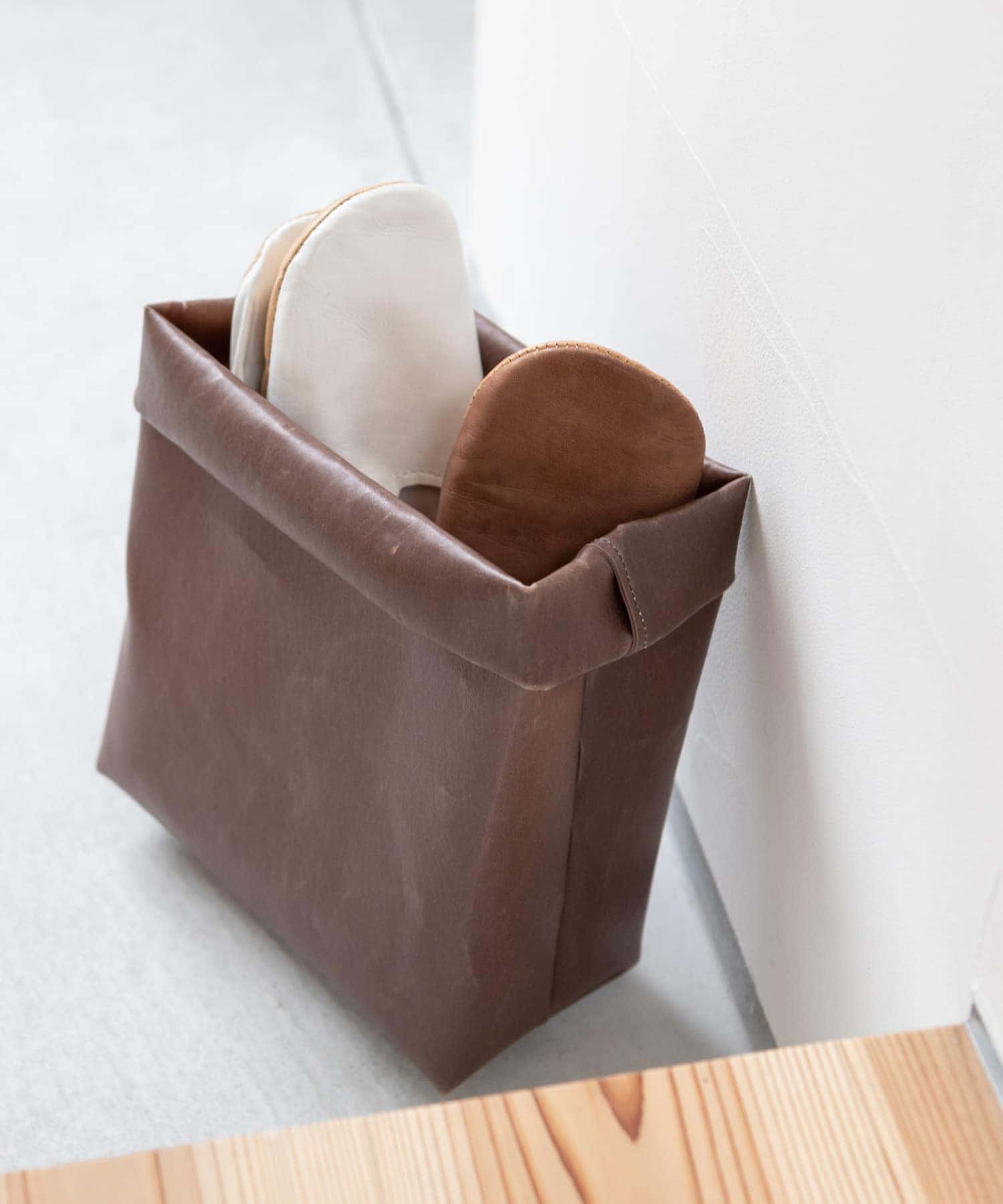 commpost　MULTIPURPOSE BAG M Brown M