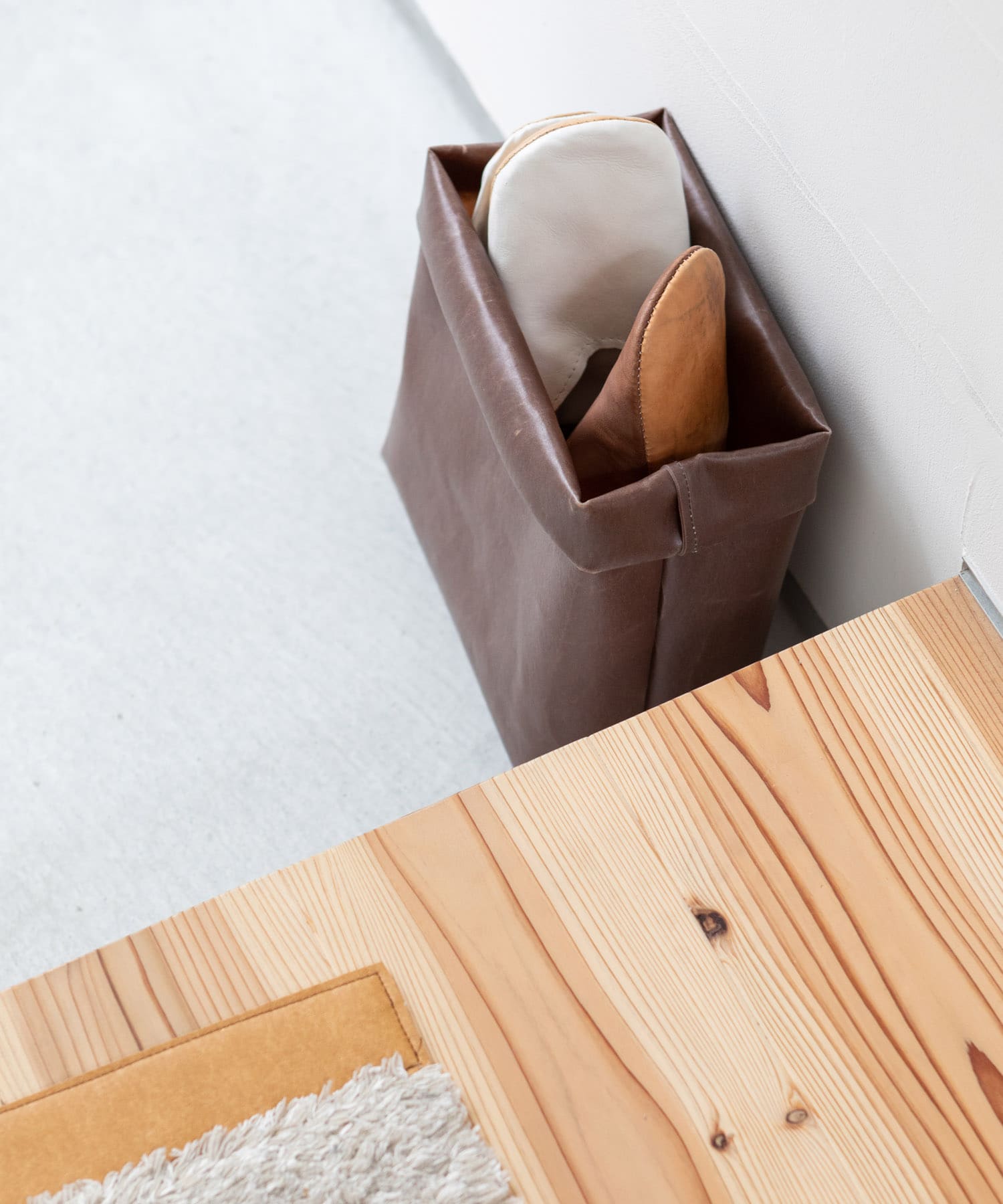 commpost　MULTIPURPOSE BAG M Brown M