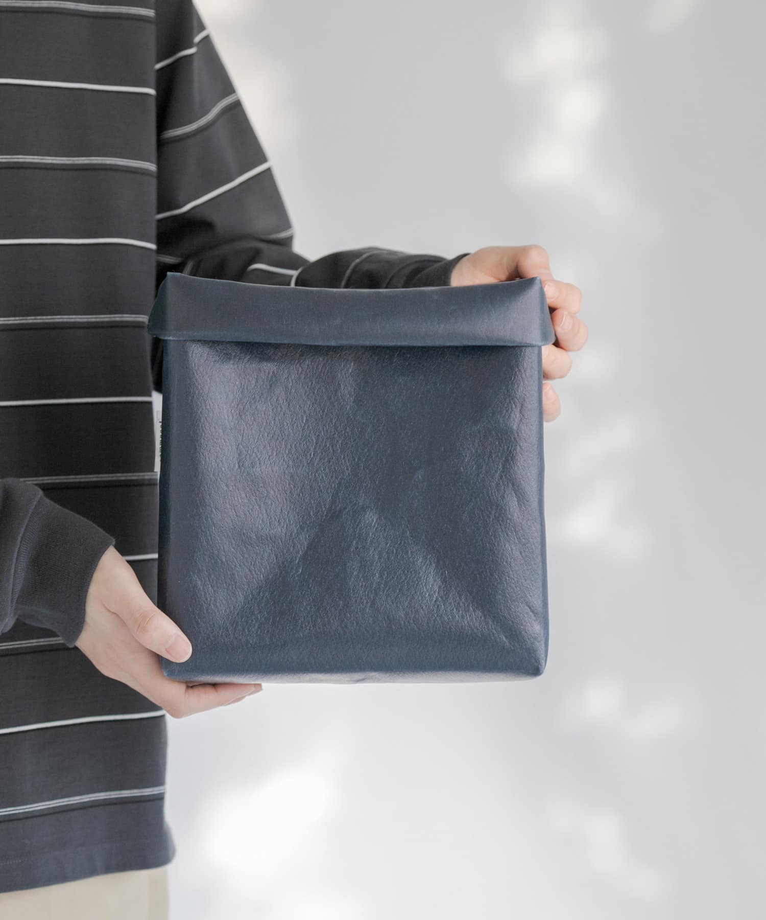commpost　MULTIPURPOSE BAG M Navy M