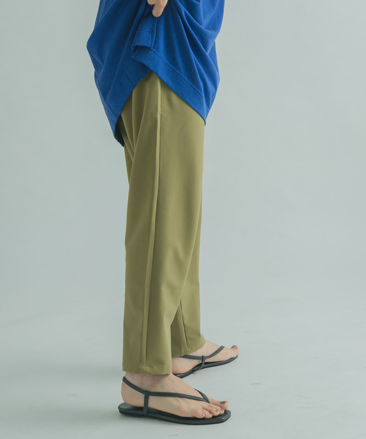 KHAKIBEIGE