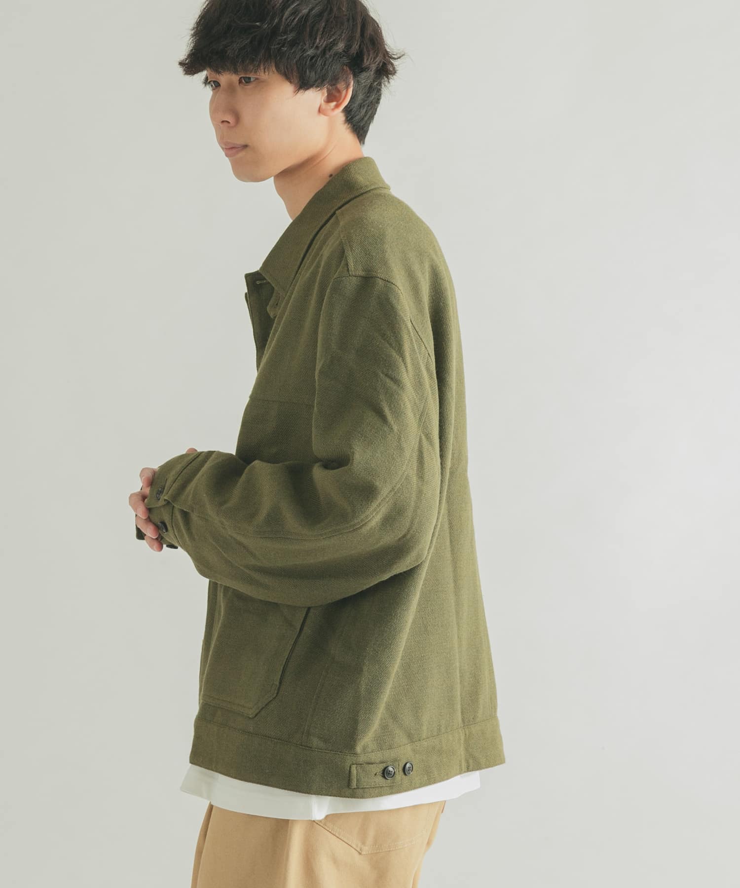 KHAKI