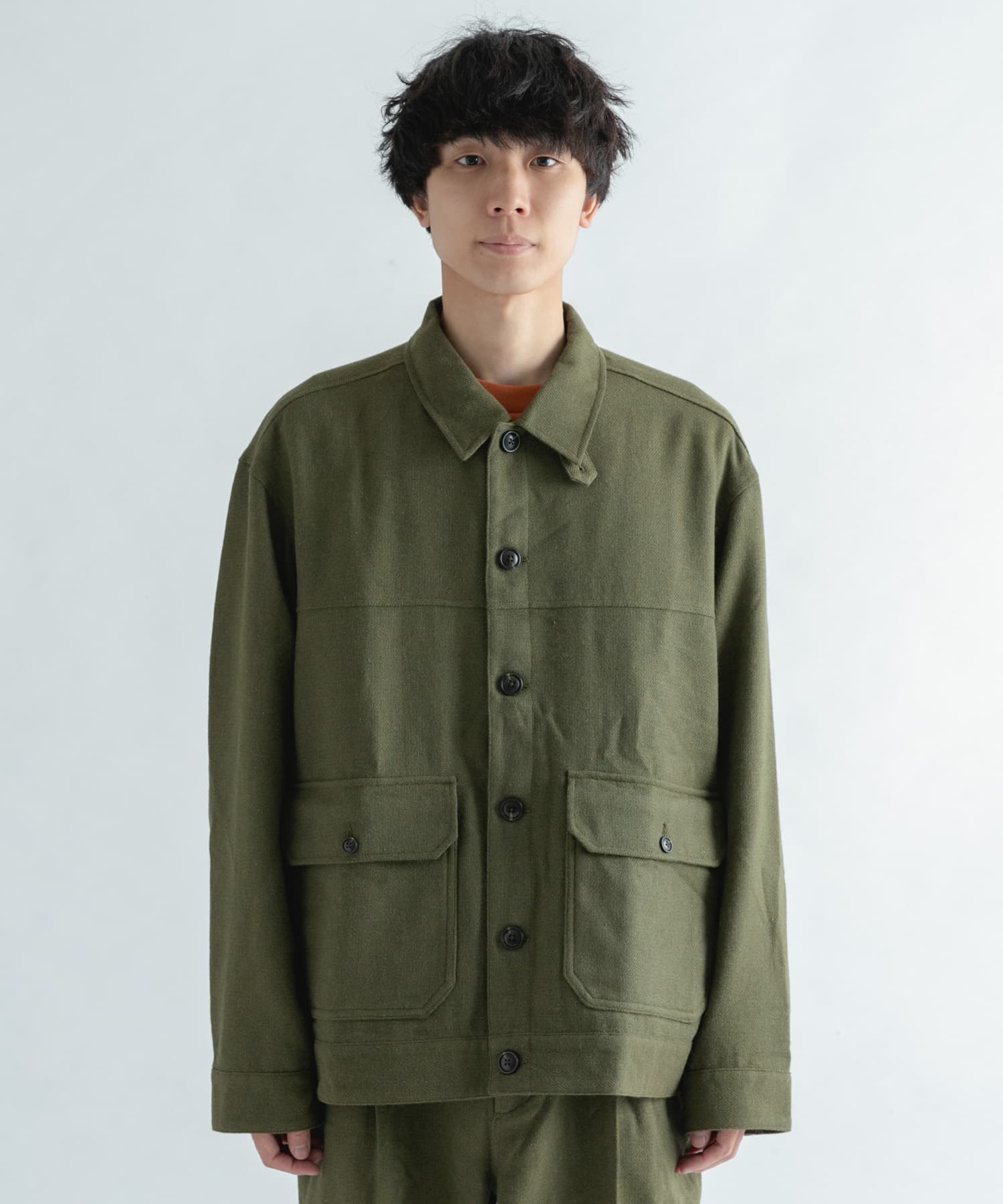 KHAKI