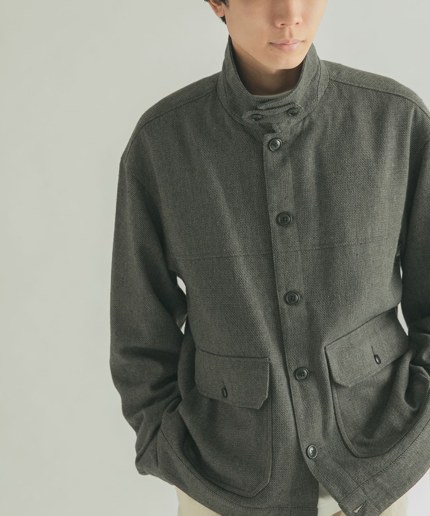 GRAY