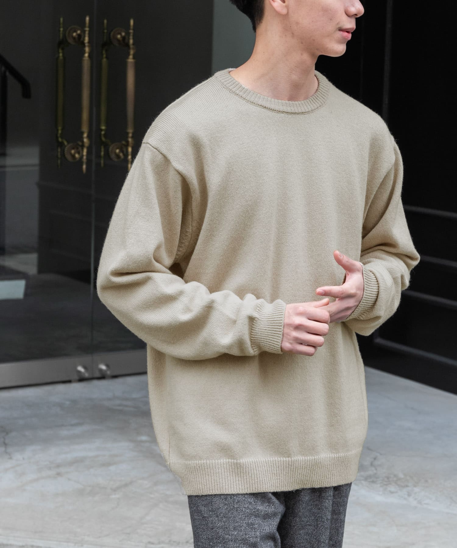 BEIGE