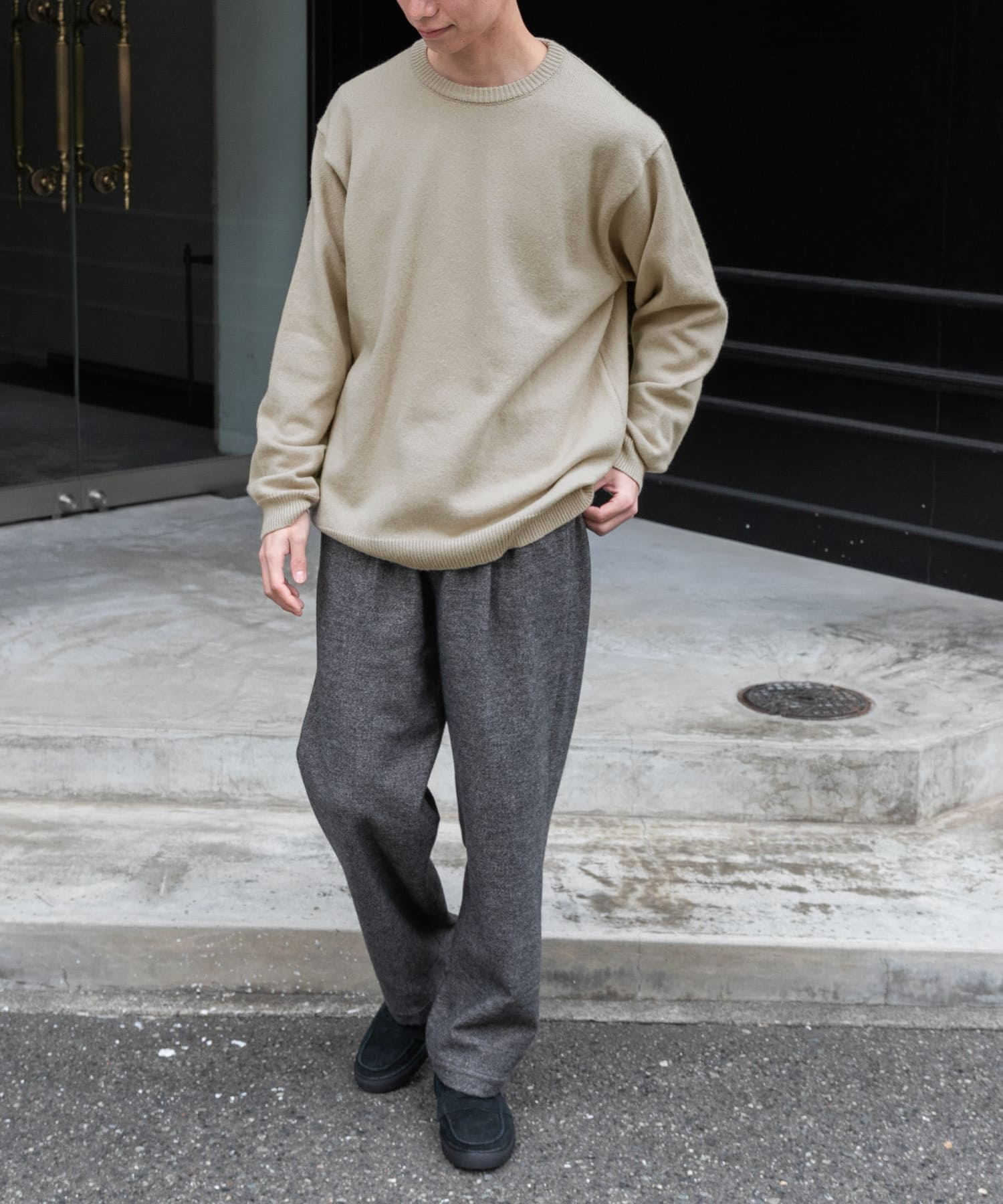 BEIGE
