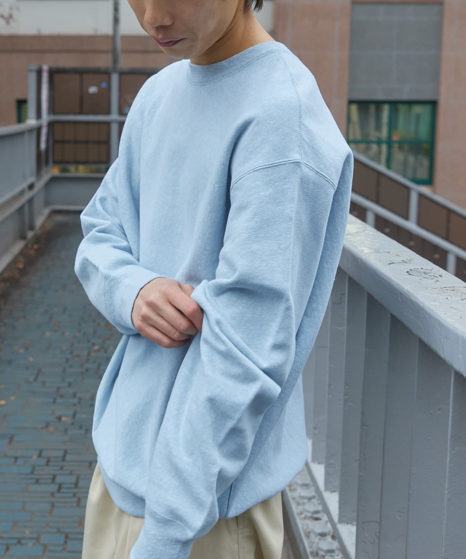 LIGHTBLUE
