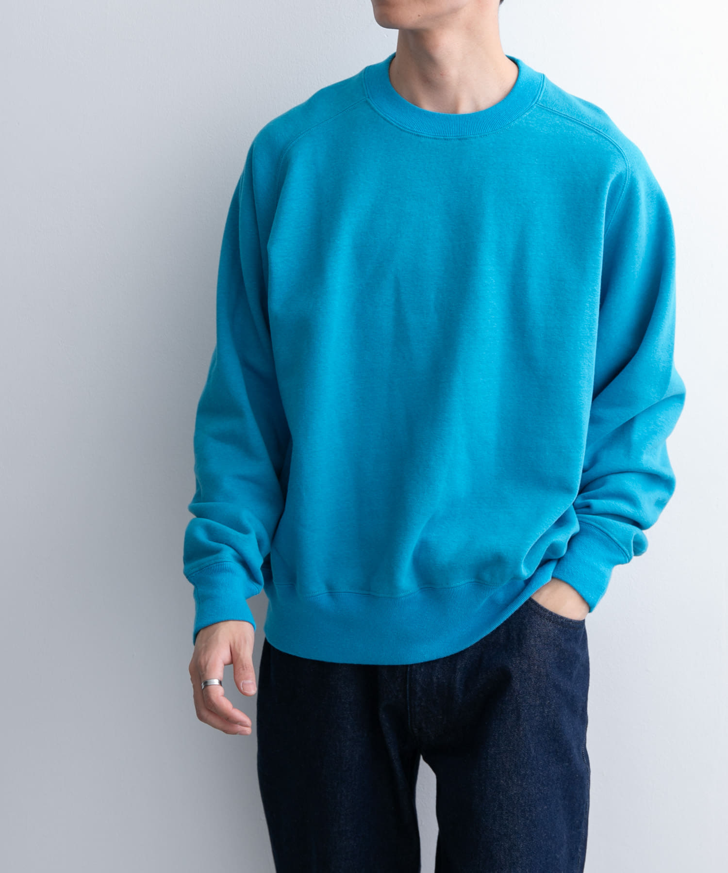 CLEAR BLUE