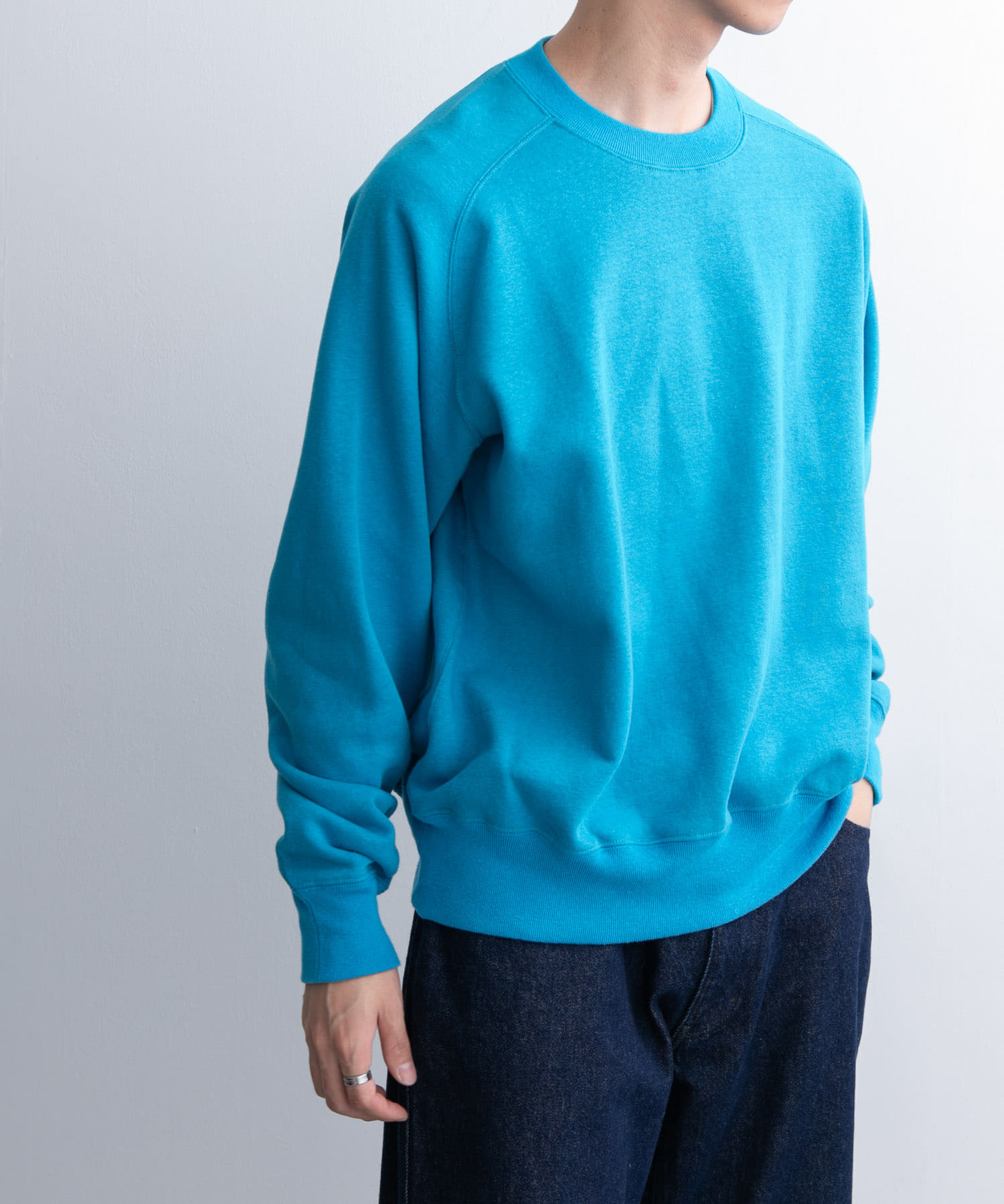 CLEAR BLUE
