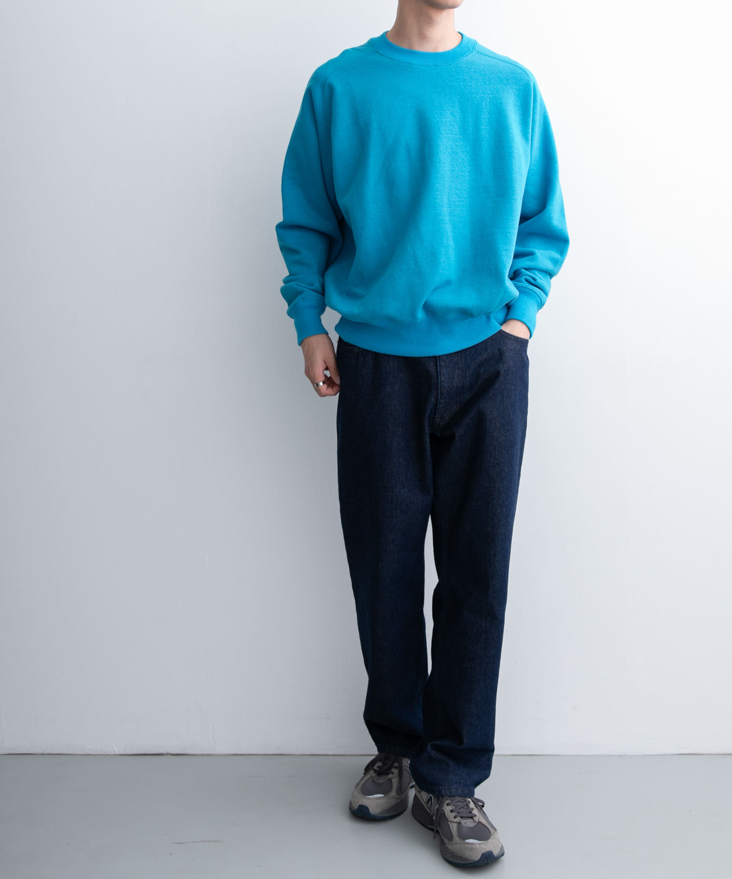 CLEAR BLUE
