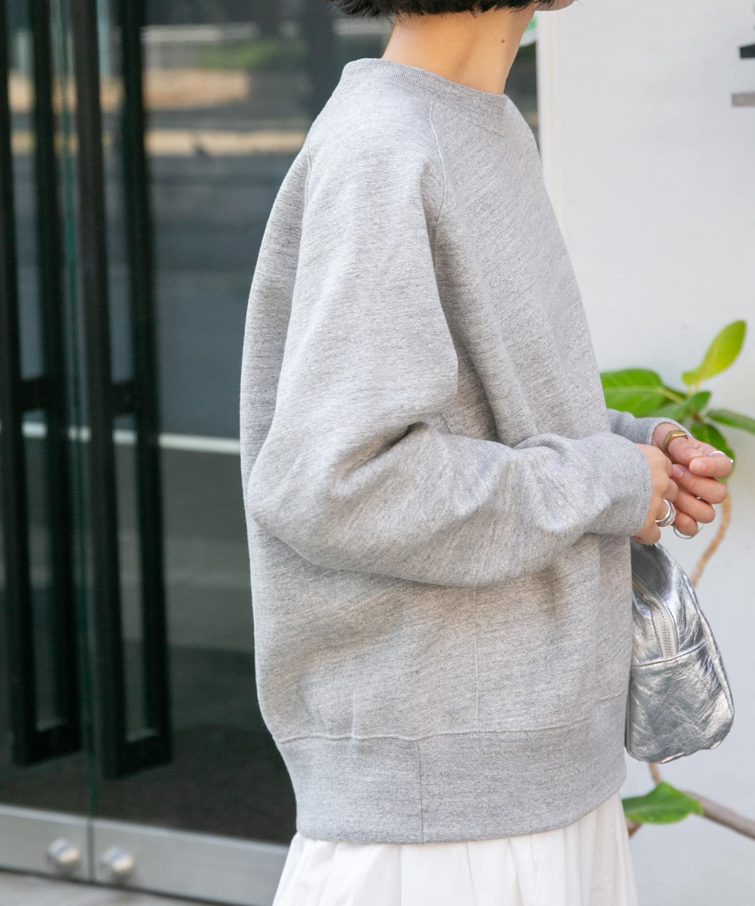 TOP GRAY