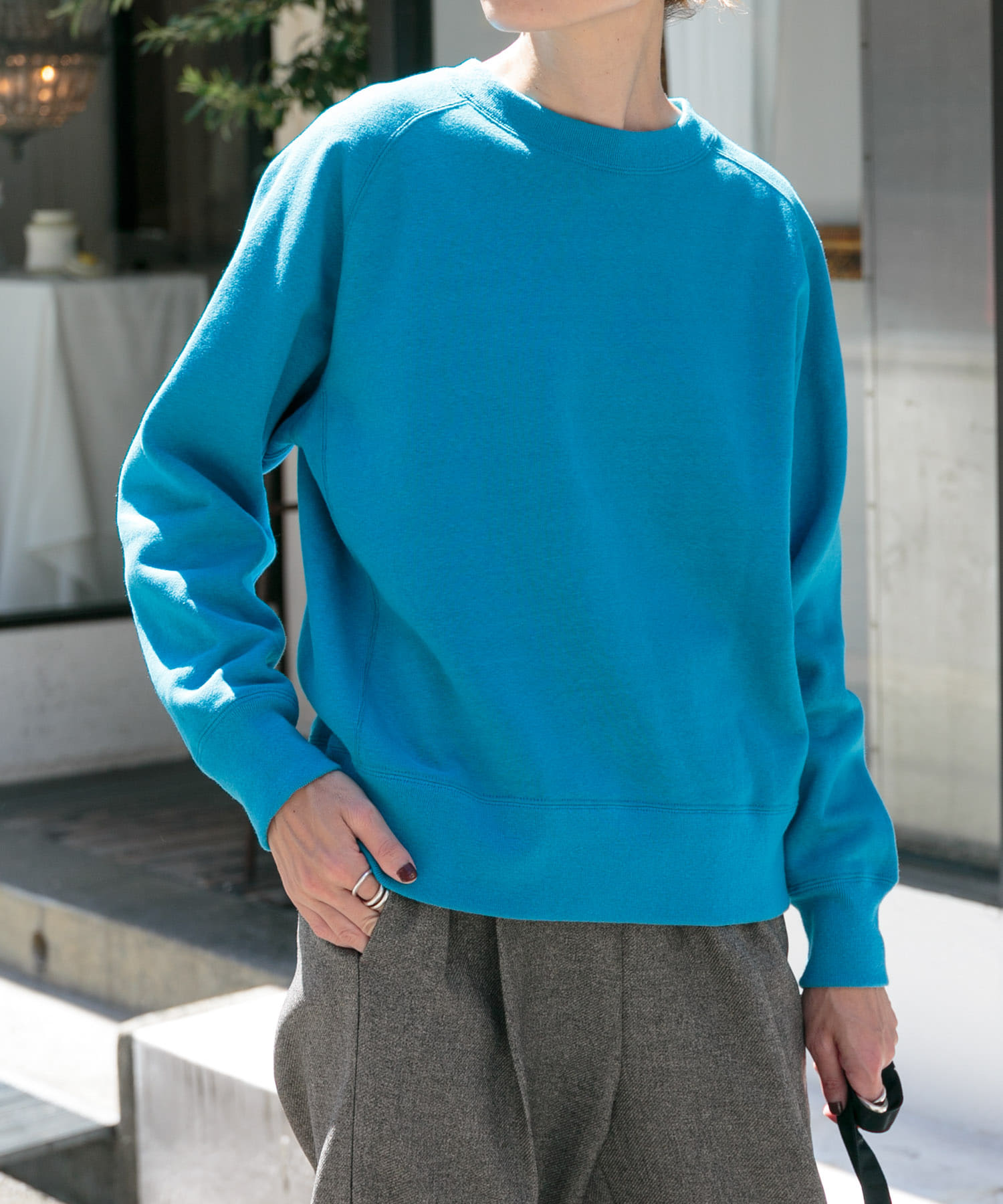 CLEAR BLUE