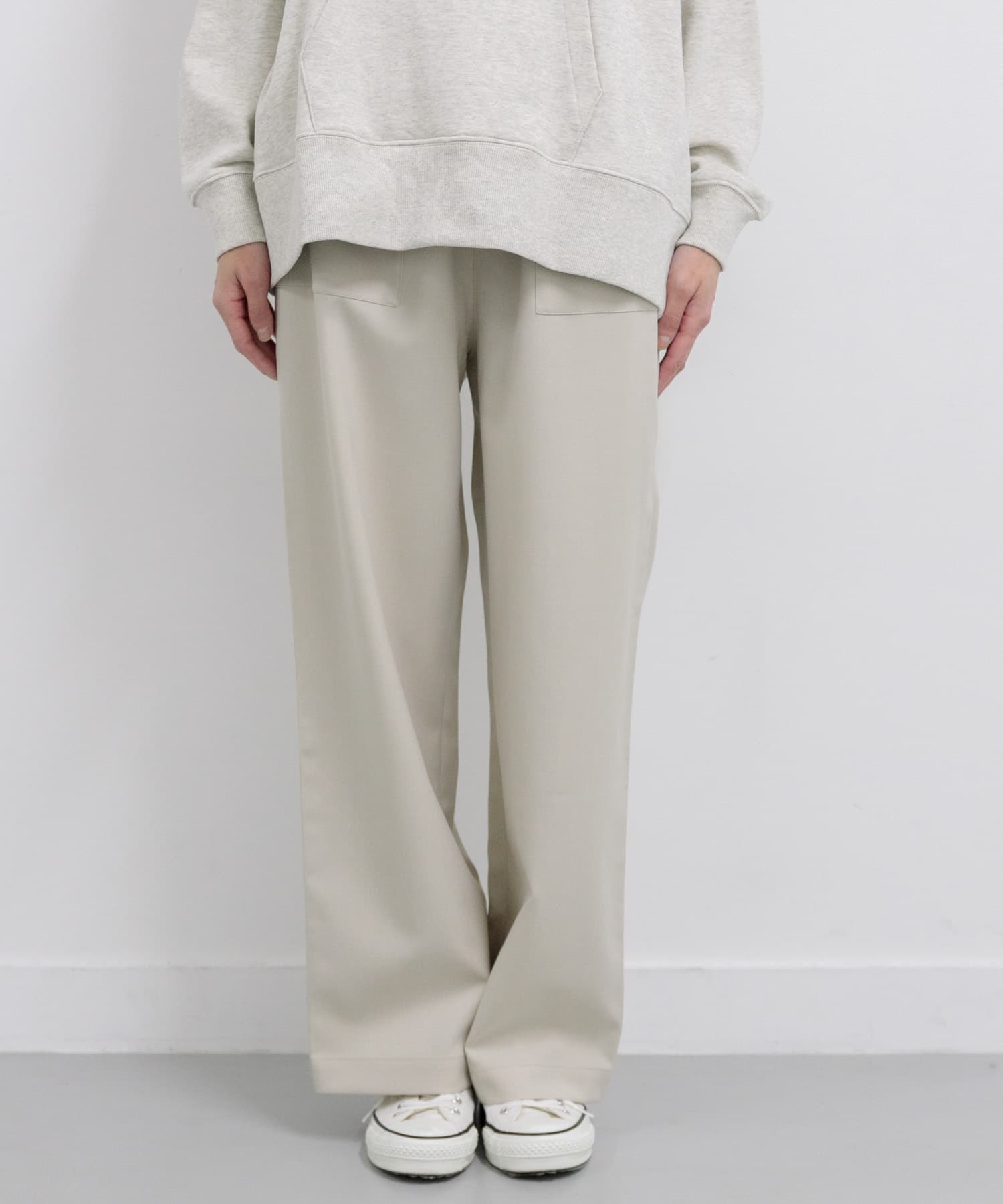 LIGHTBEIGE