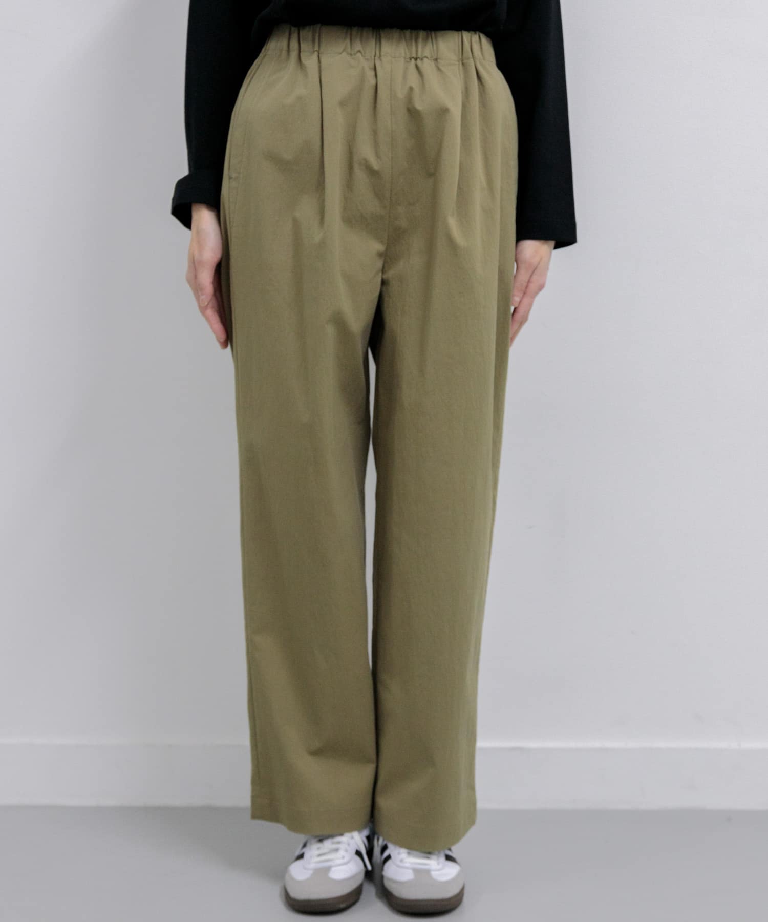 KHAKIBEIGE