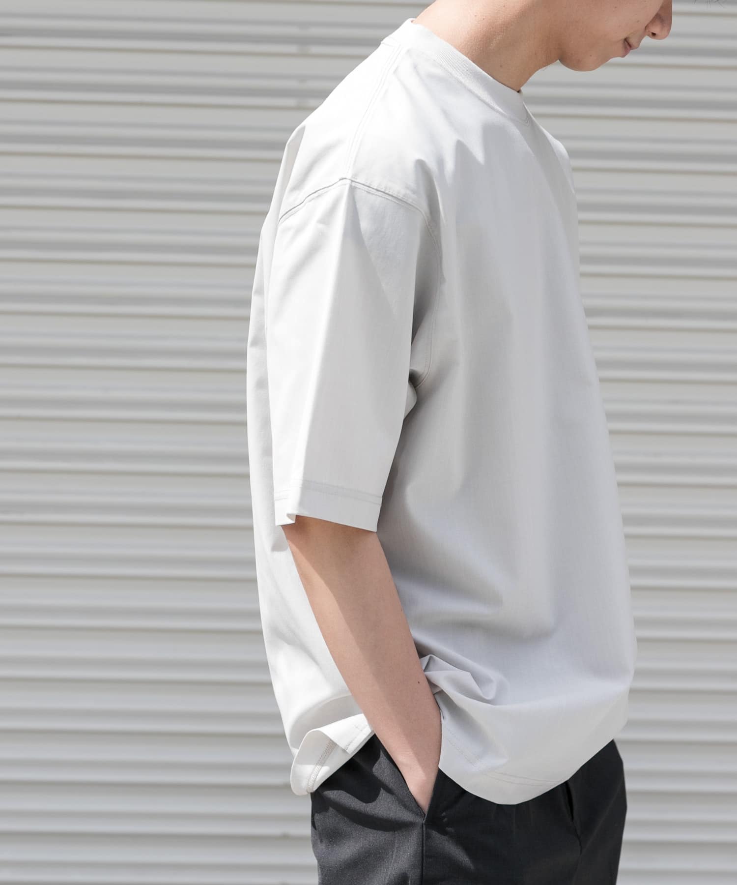 LIGHT GRAY