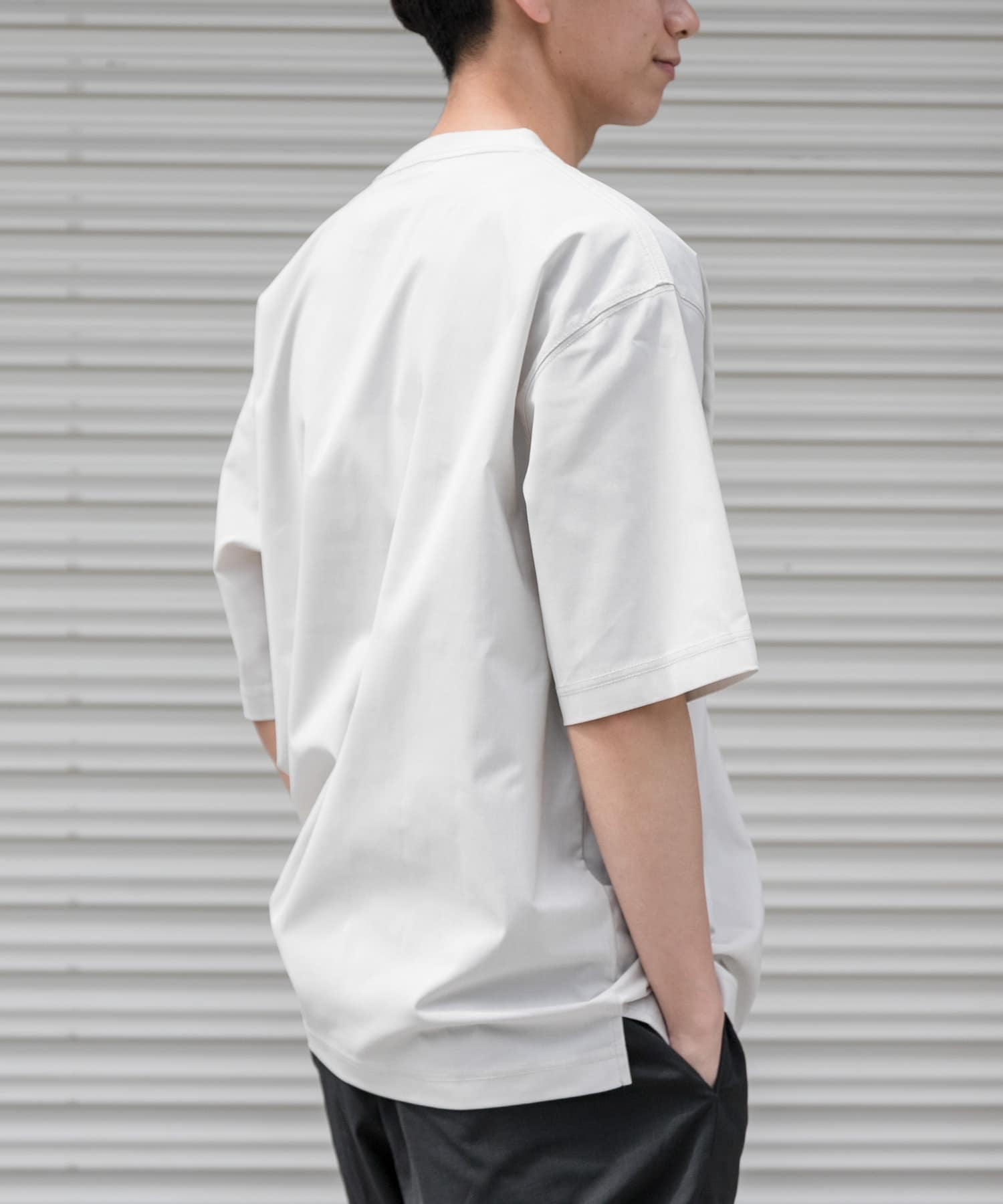 LIGHT GRAY
