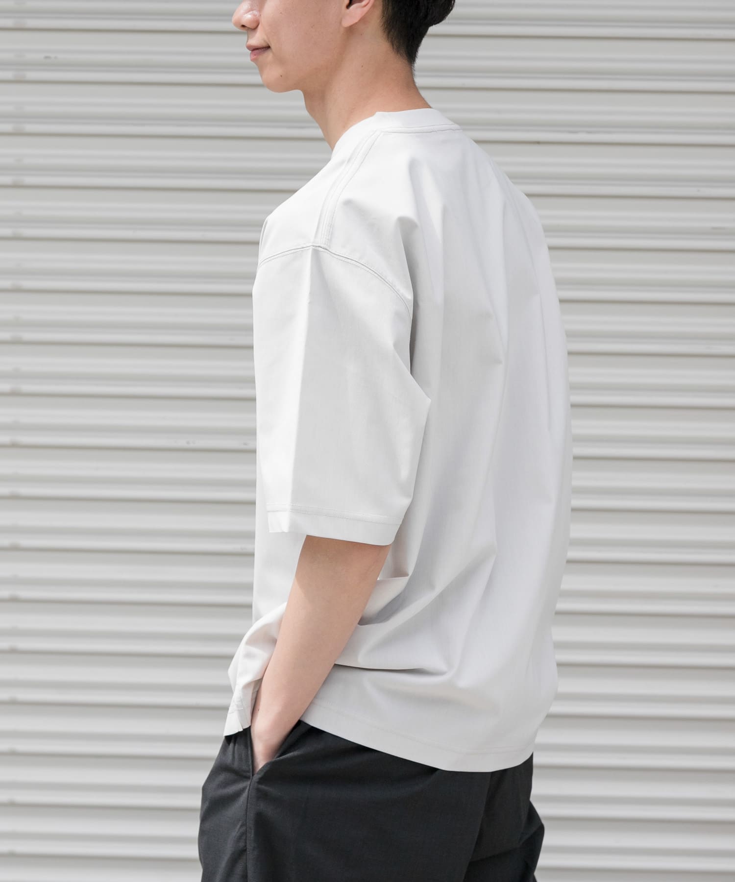 LIGHT GRAY