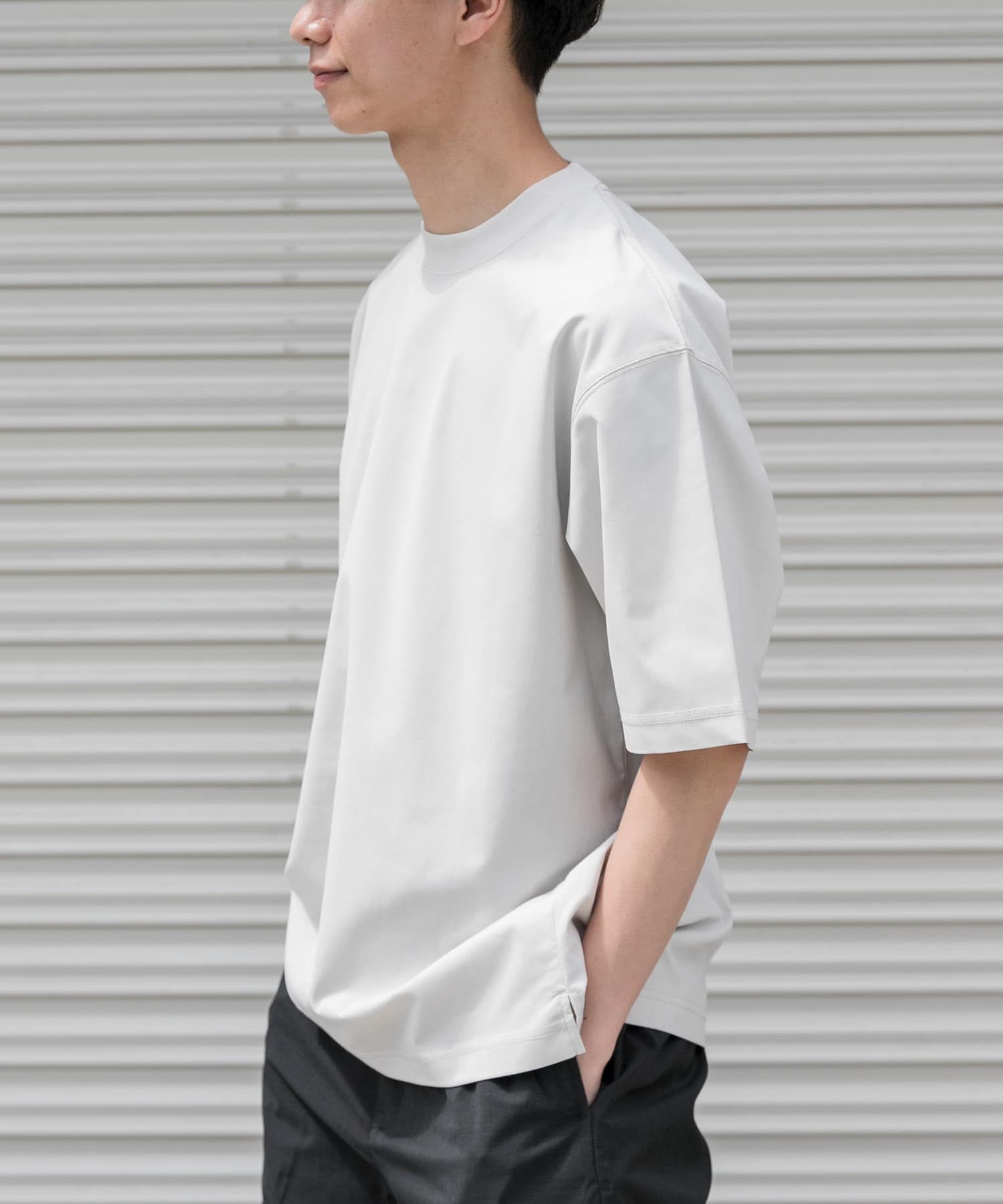 LIGHT GRAY