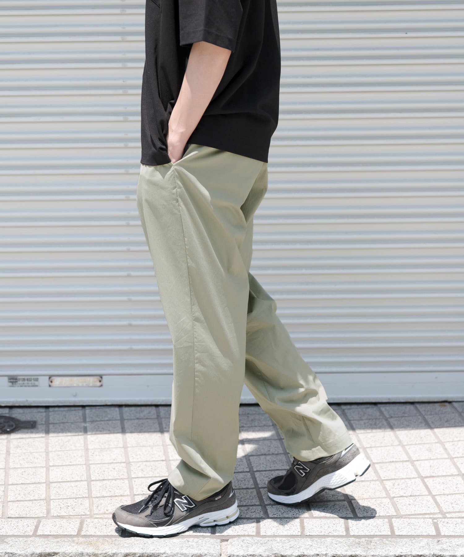 KHAKI