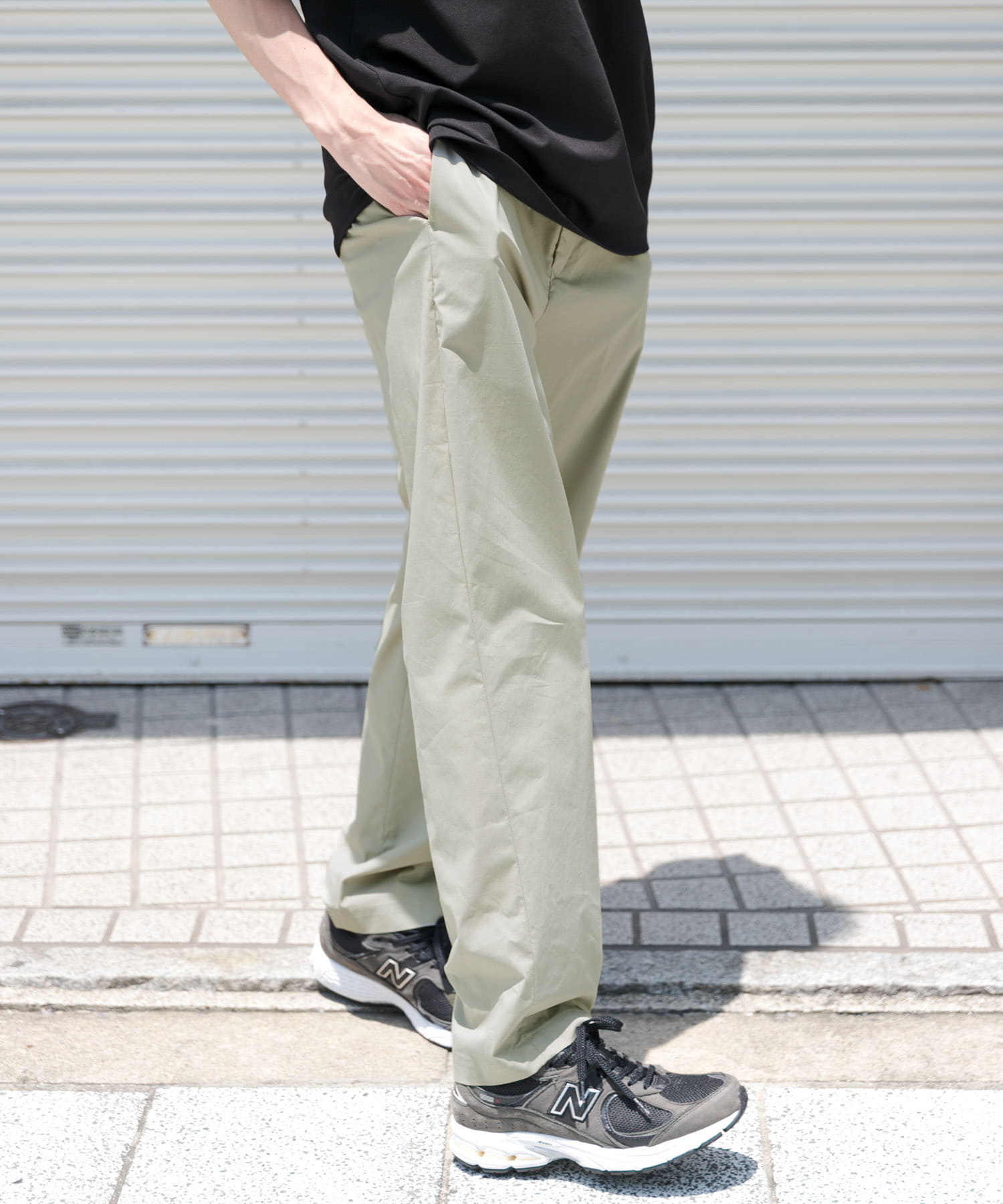 KHAKI