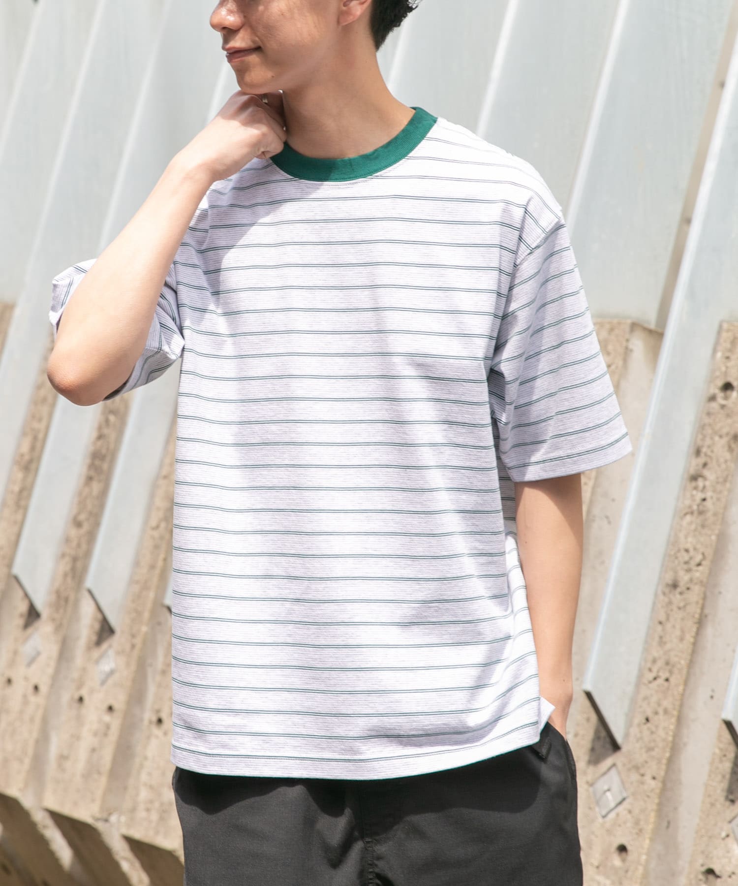 GREEN