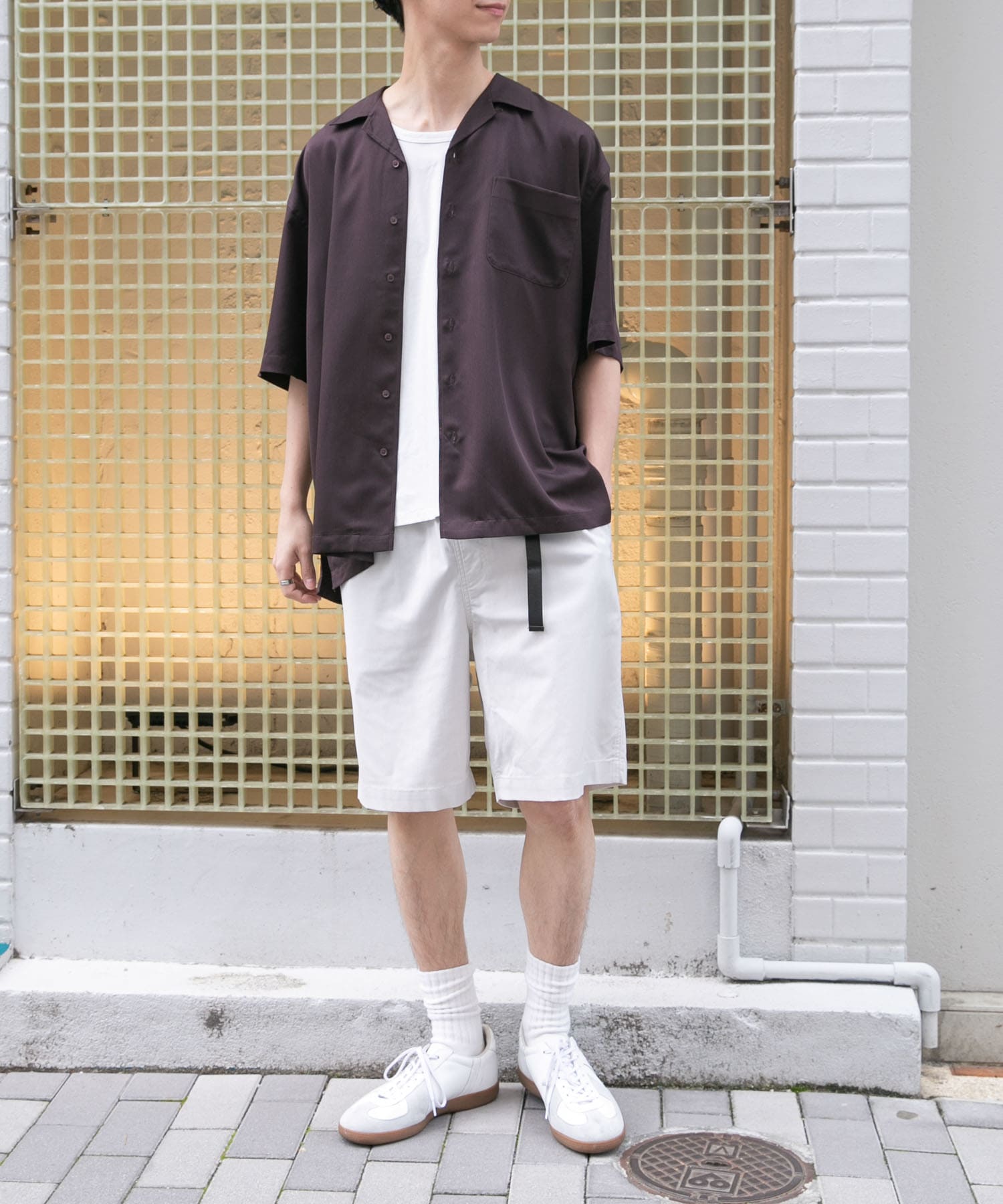 LIGHT GRAY