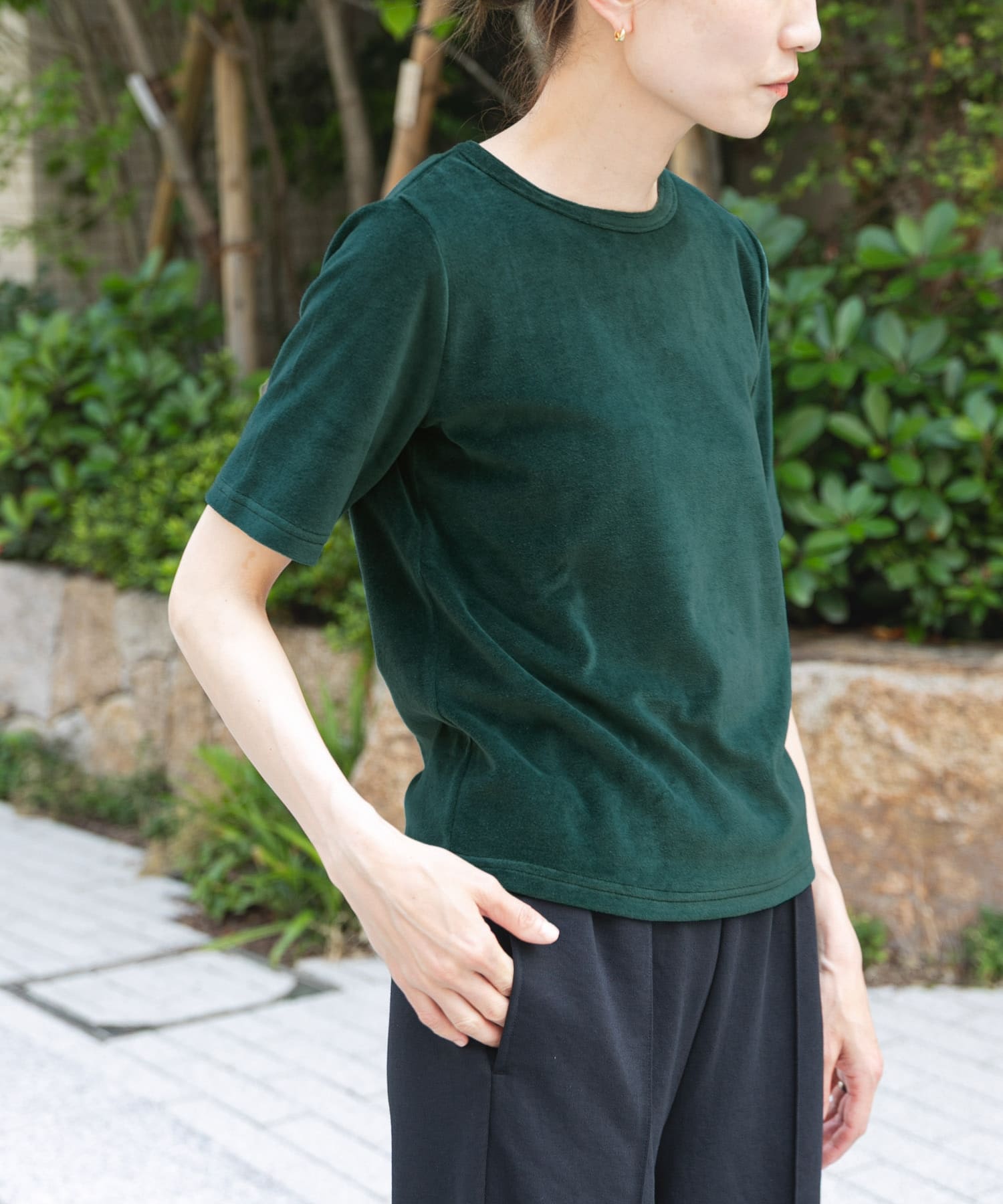 GREEN