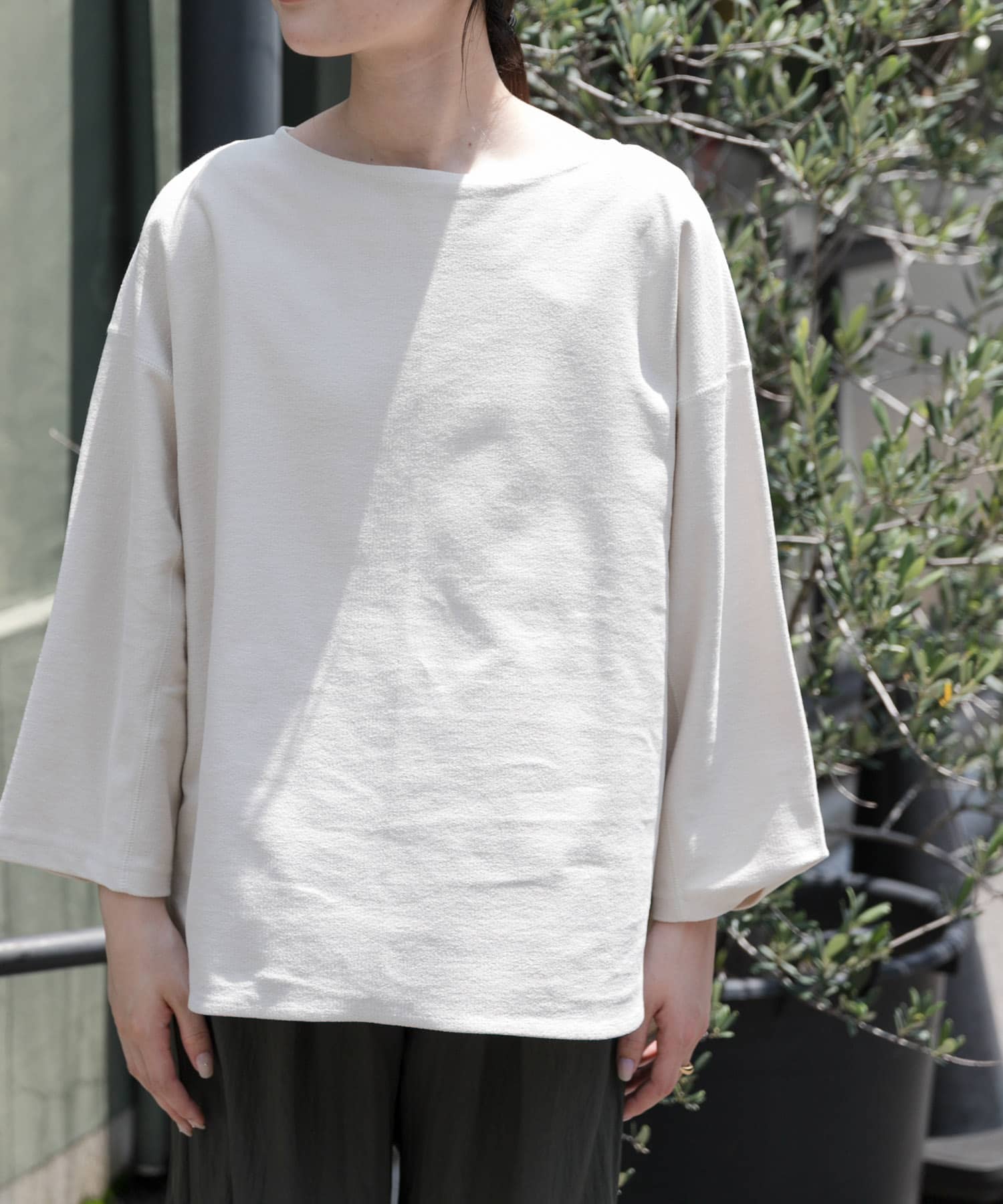 IVORY