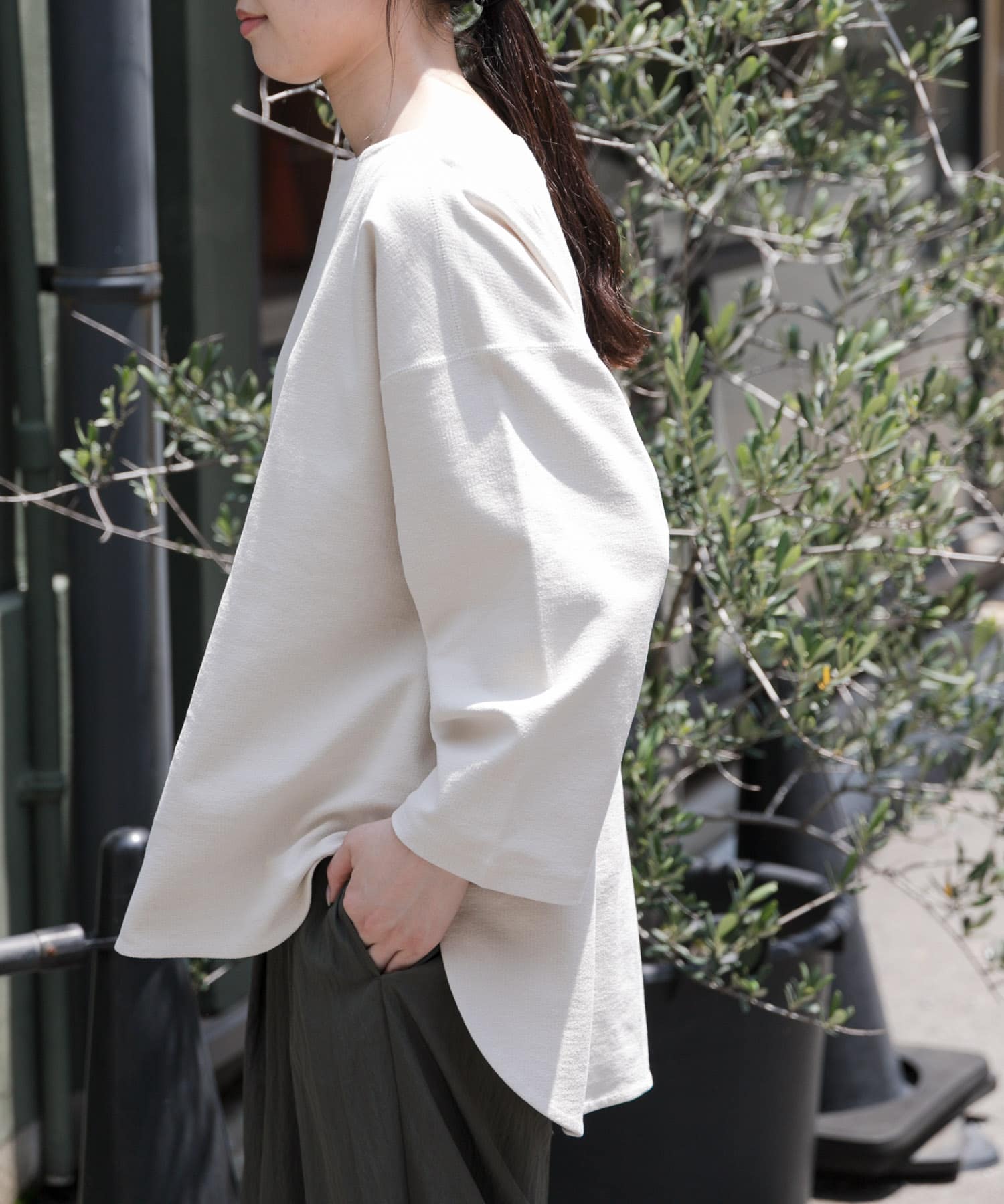 IVORY
