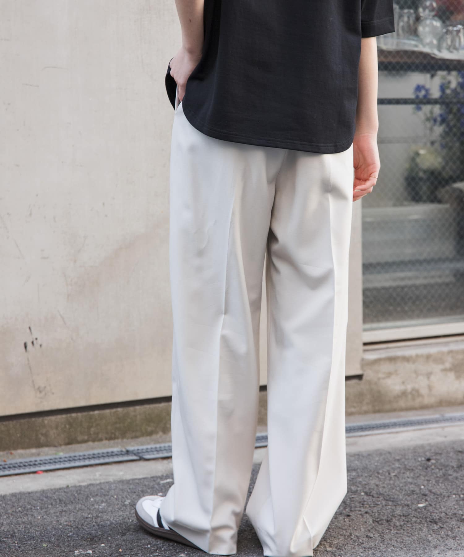 IVORY