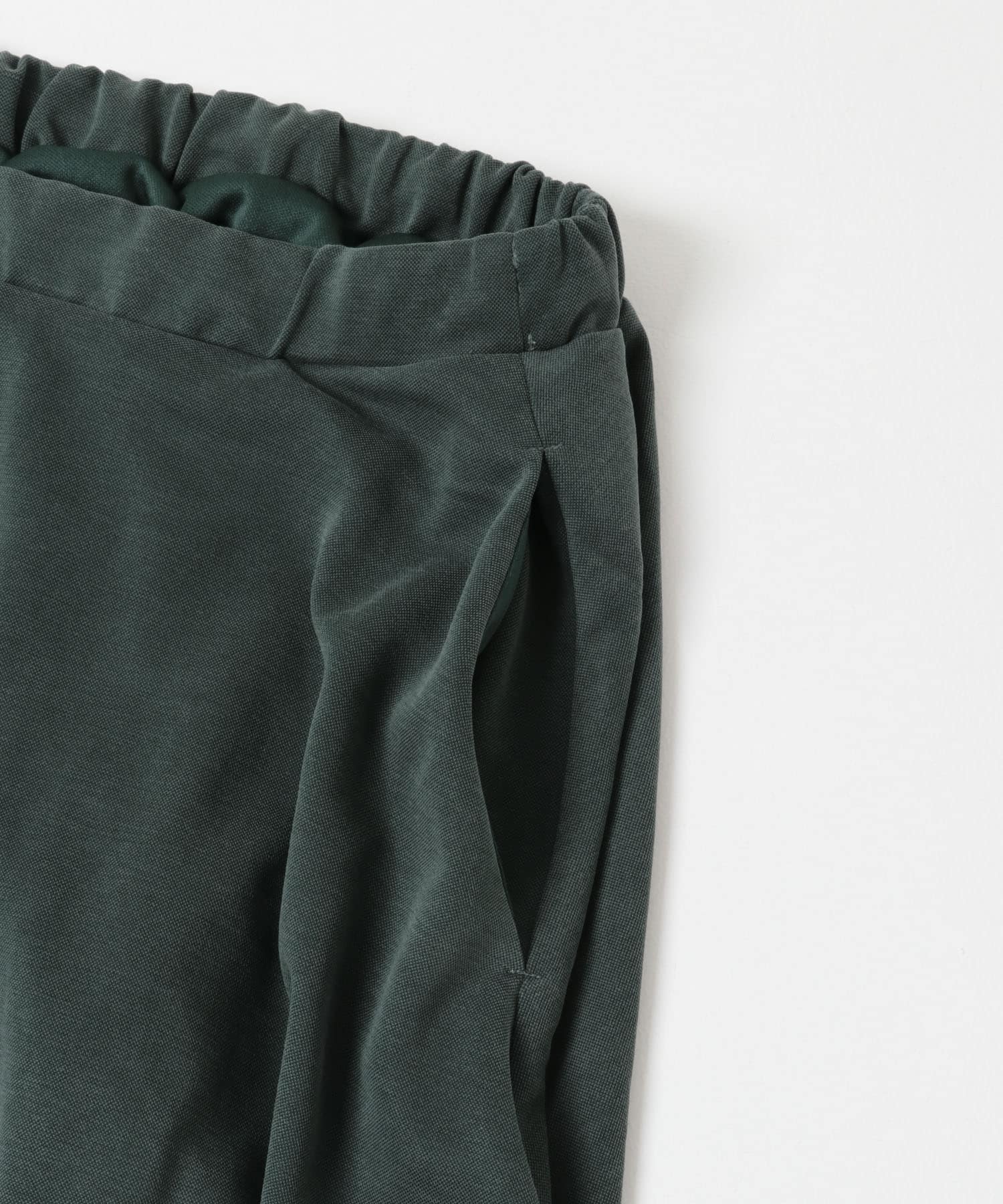 DARKGREEN