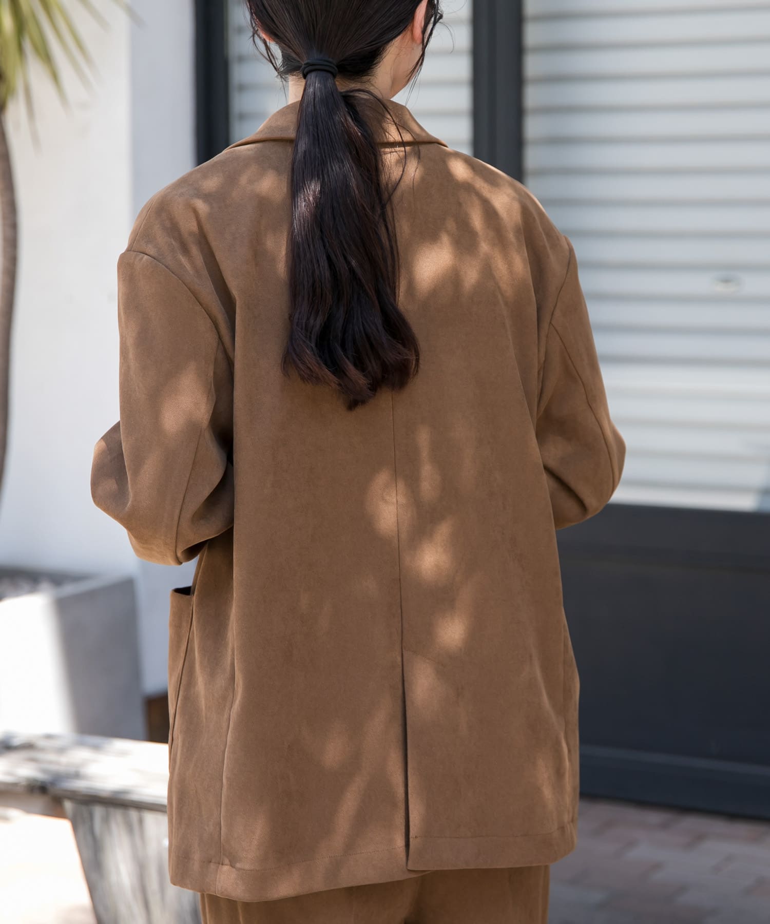 DARKBEIGE