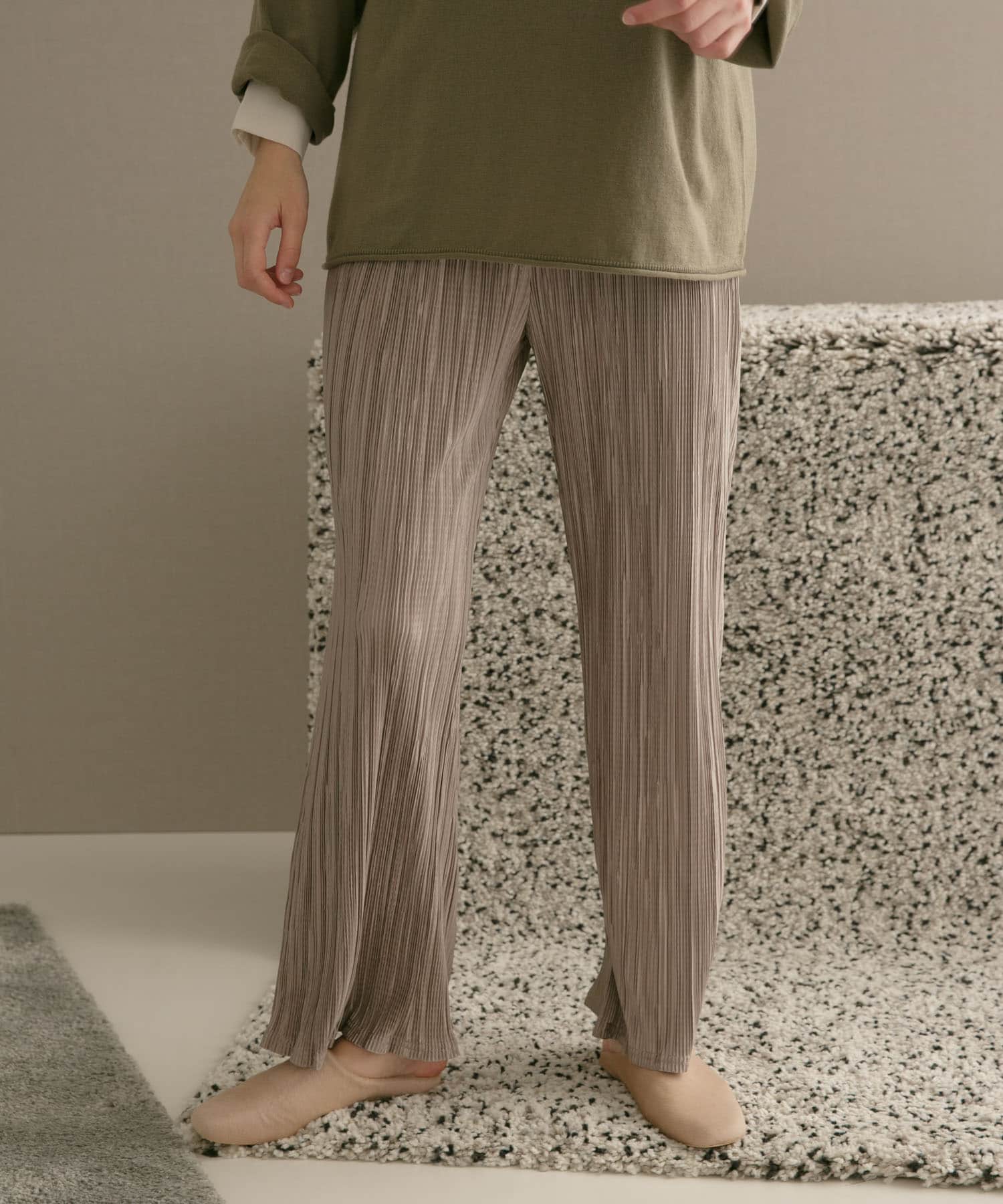 『WEB限定』thint　サテンプリーツパンツ GREGE S