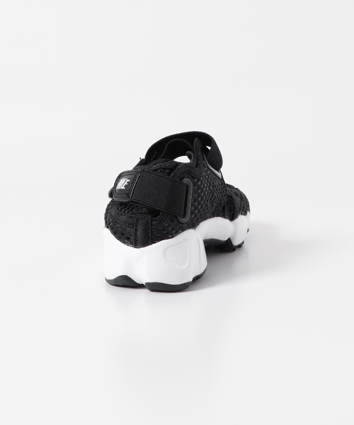 NIKE　ナイキリフトGSPS(KIDS) ブラックホワイト 17