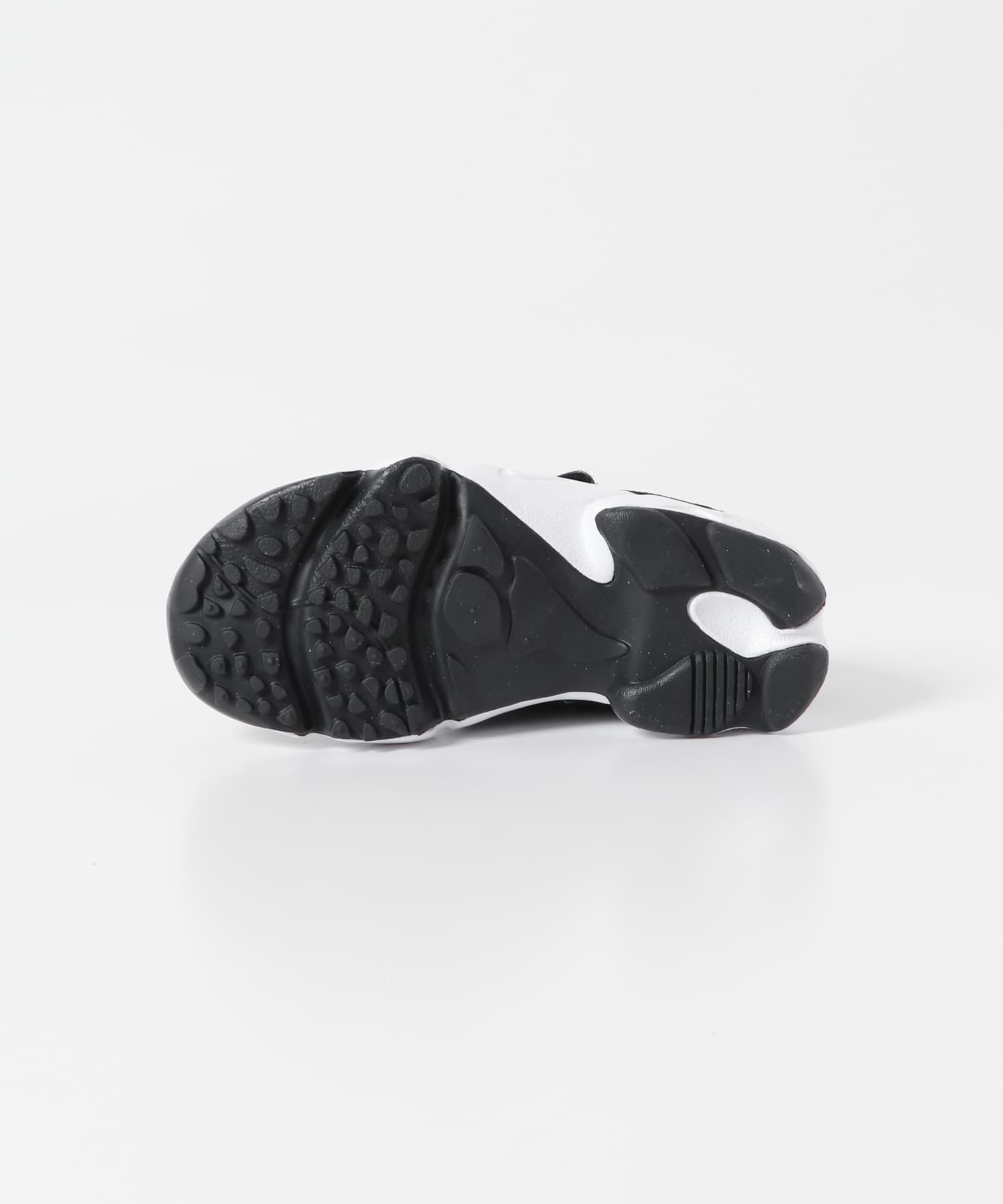 NIKE　ナイキリフトGSPS(KIDS) ブラックホワイト 17