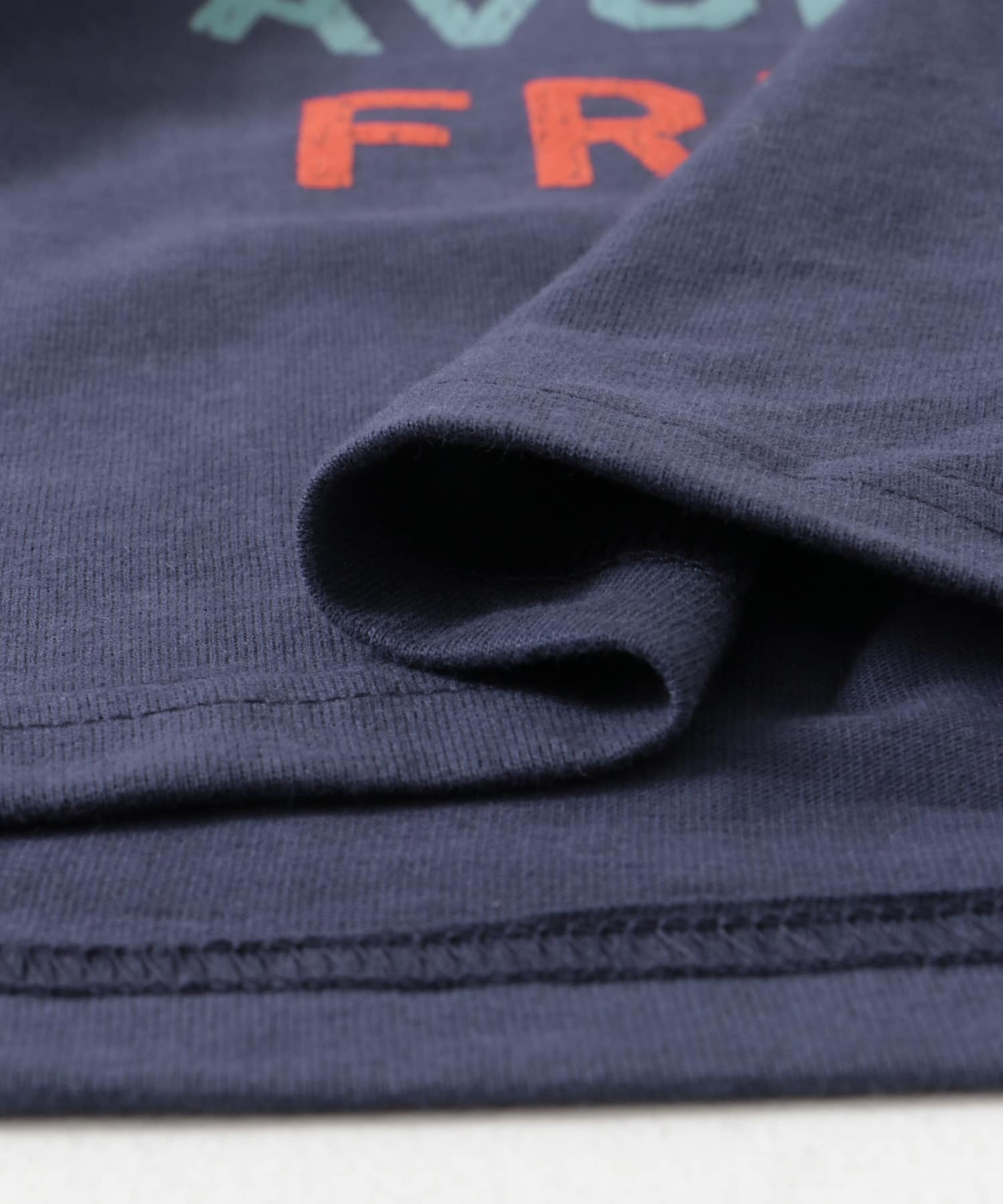 FRUIT OF THE LOOM　フロッキープリント長袖Tシャツ(KIDS) NAVY 110