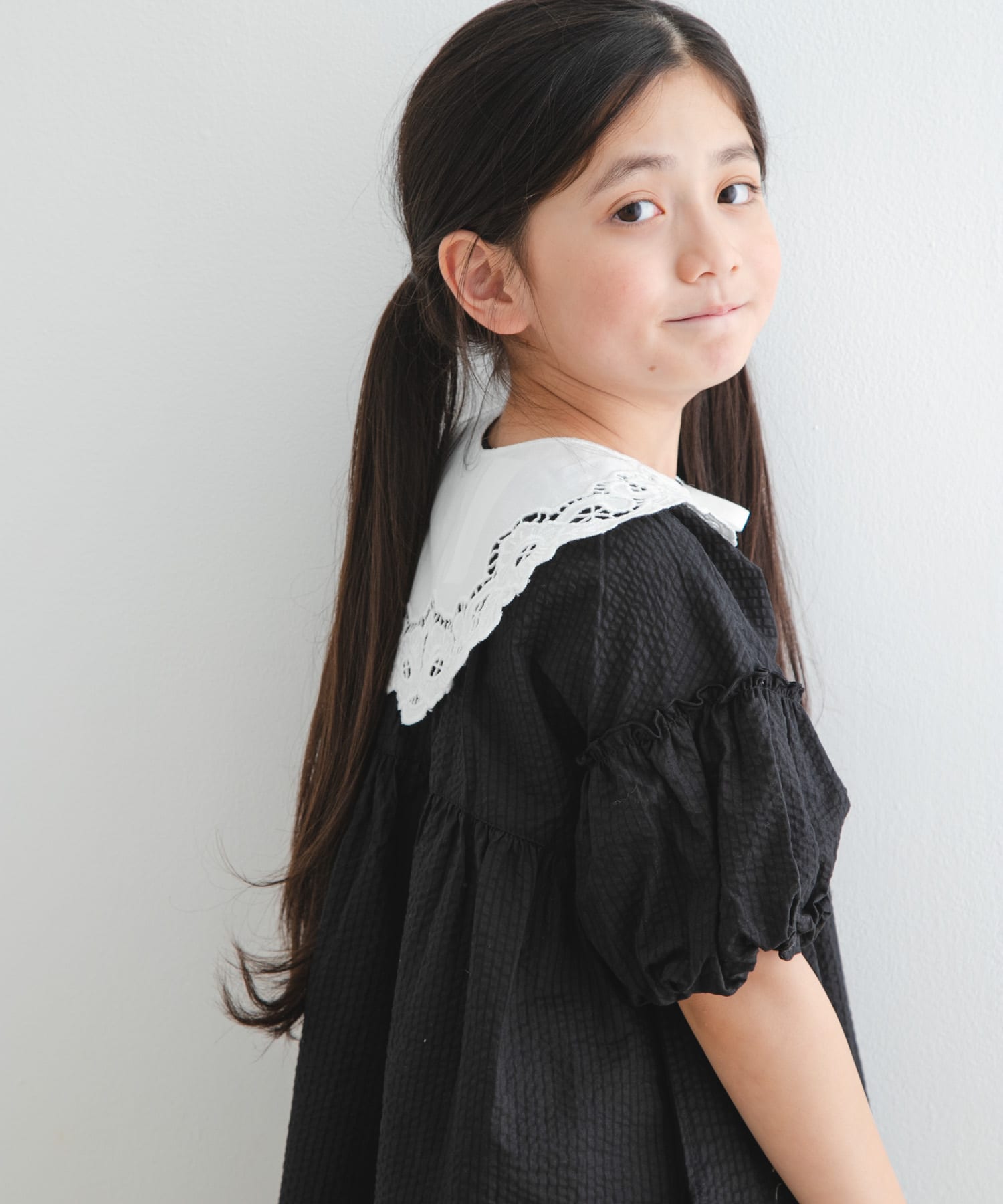 ジュース　Pure white lace collar crew white FREE