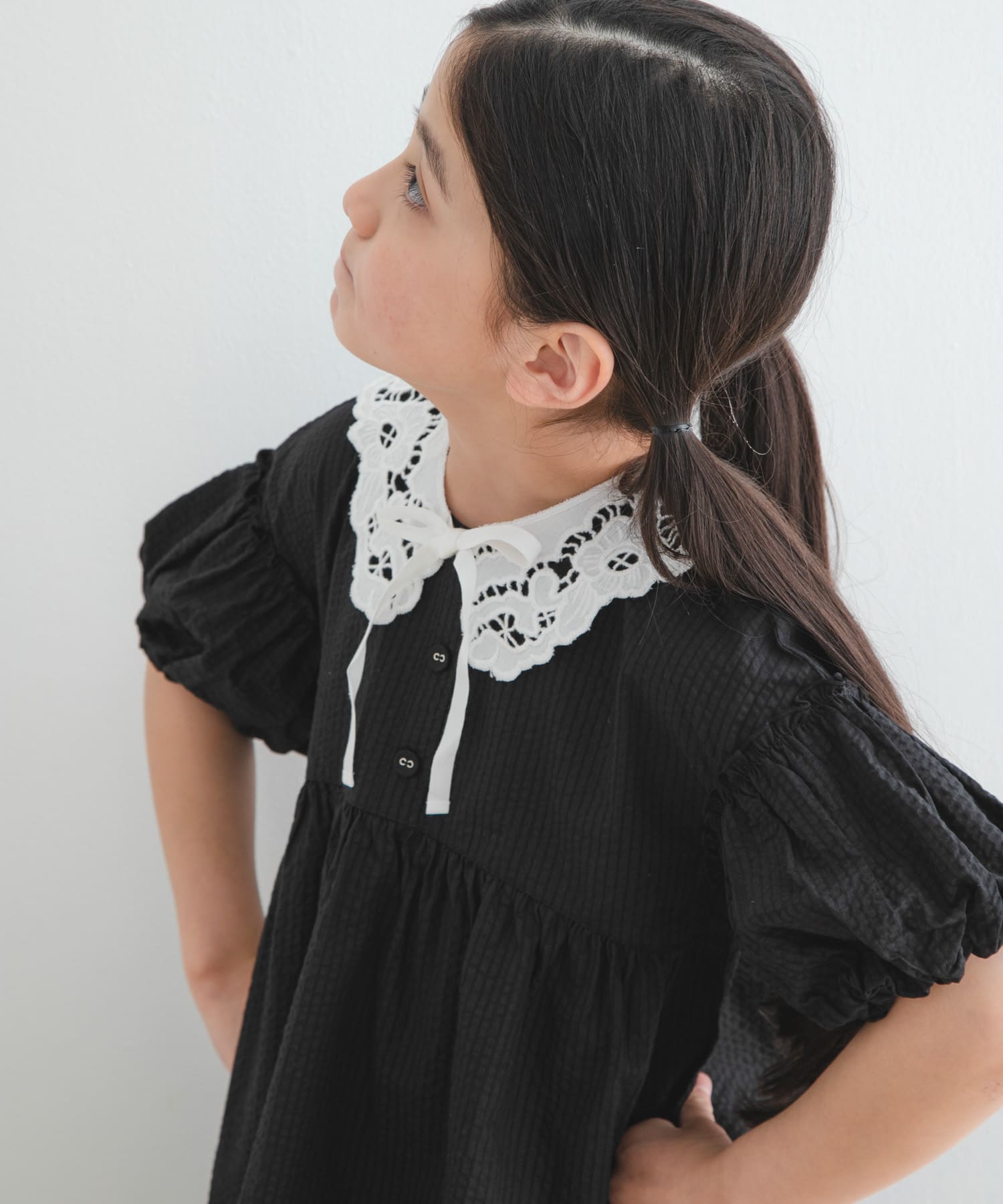 ジュース　Pure white lace collar crew white FREE