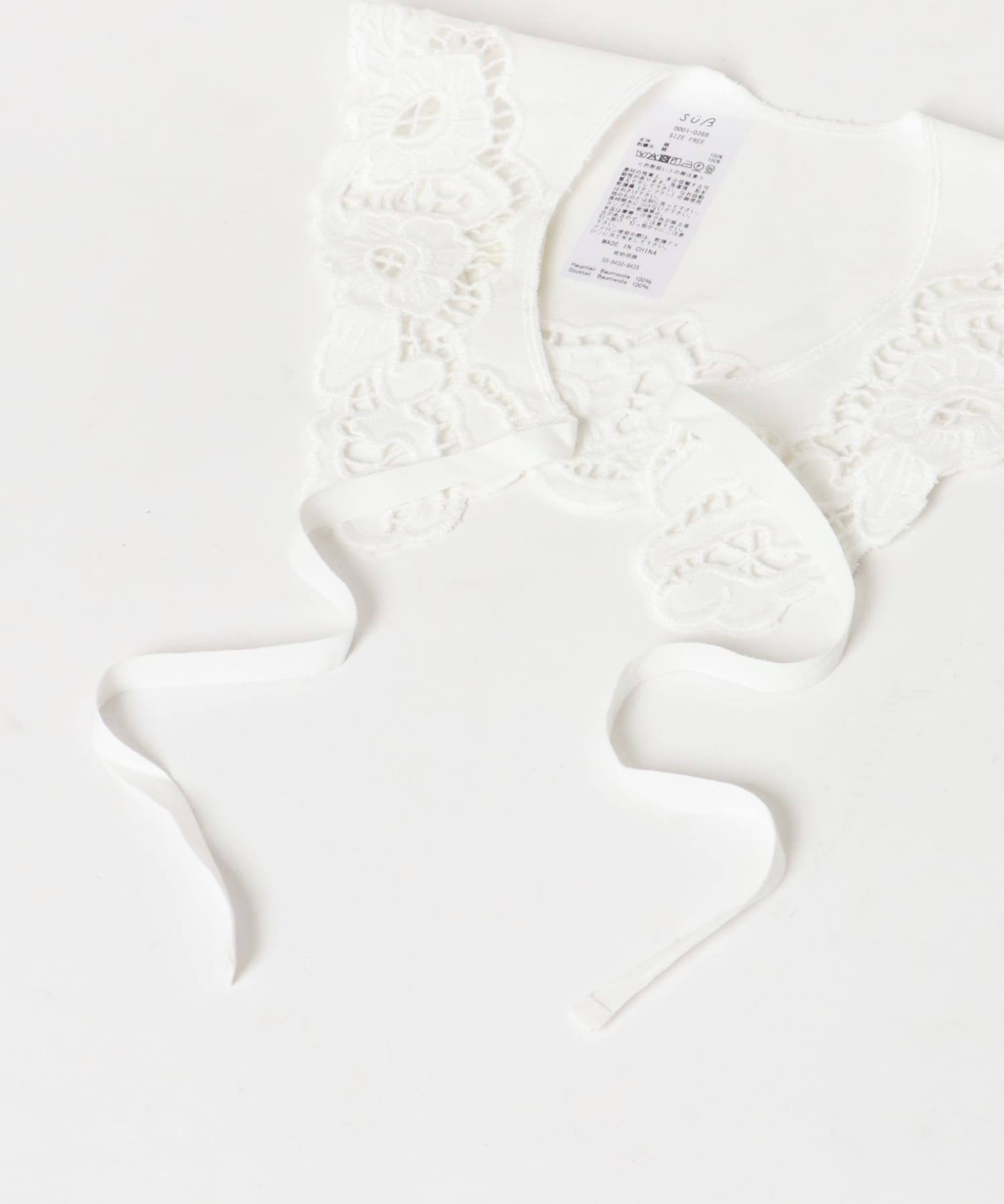 ジュース　Pure white lace collar crew white FREE