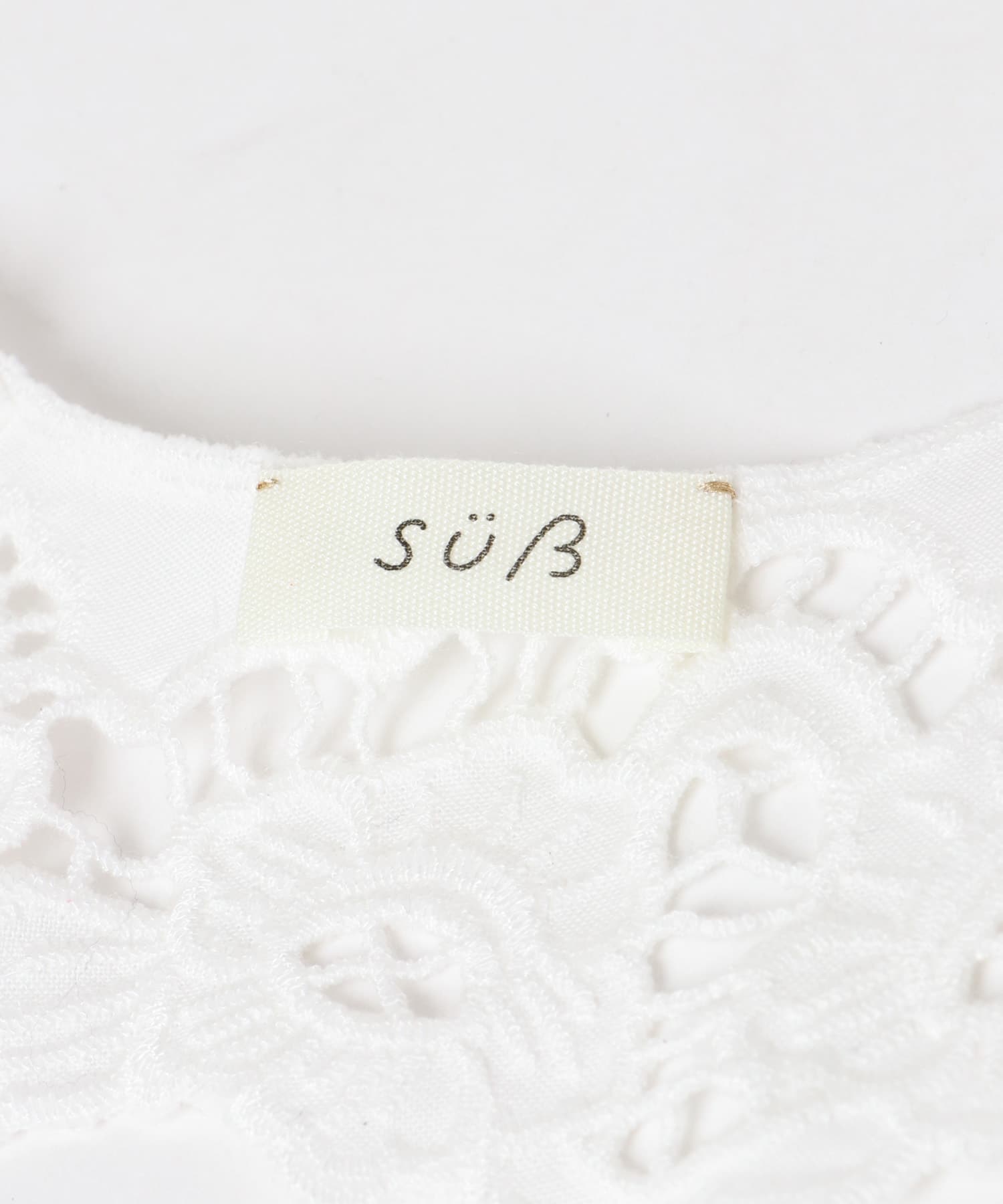 ジュース　Pure white lace collar crew white FREE