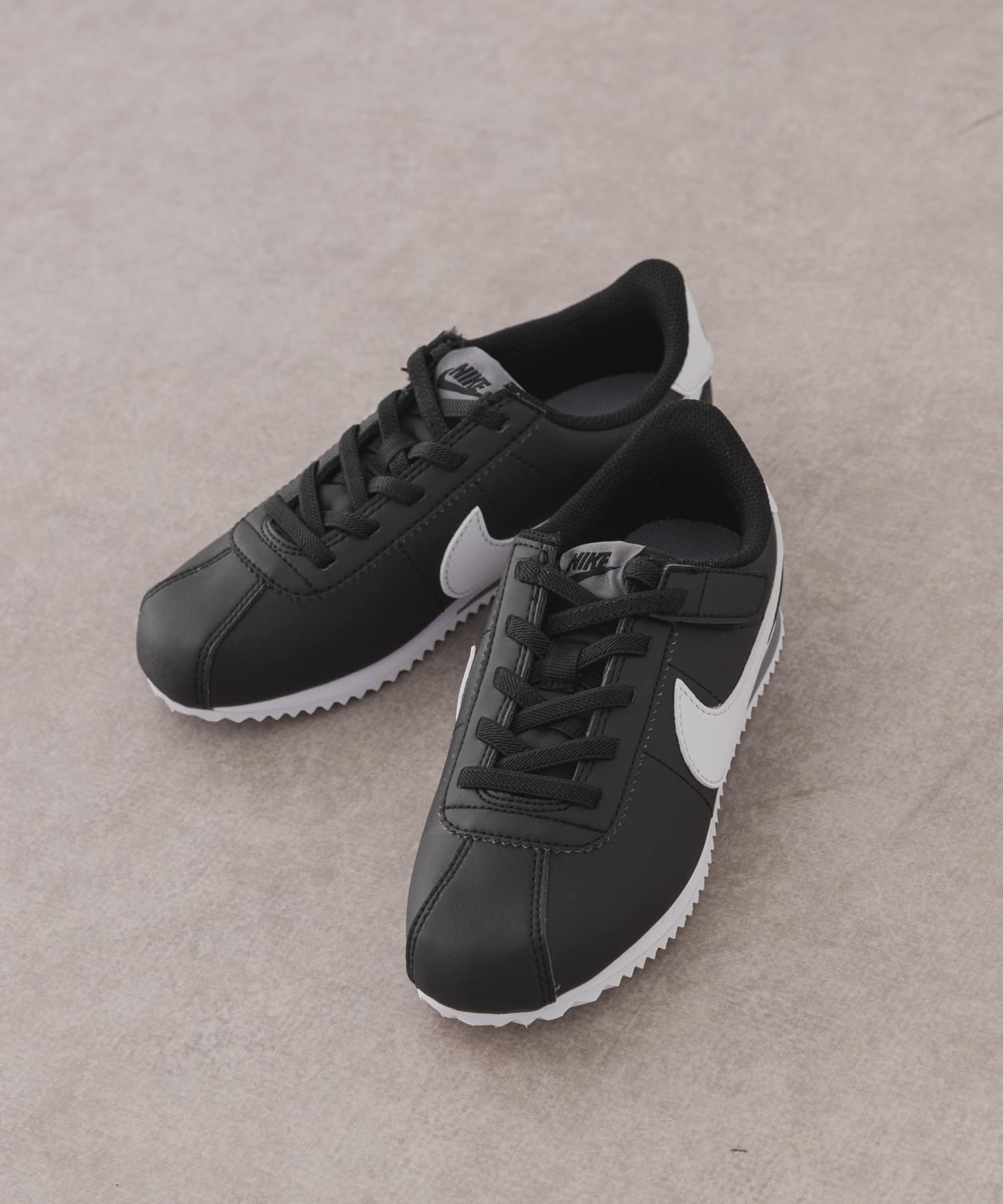 NIKE　コルテッツEZ ブラック/ホワイト 17
