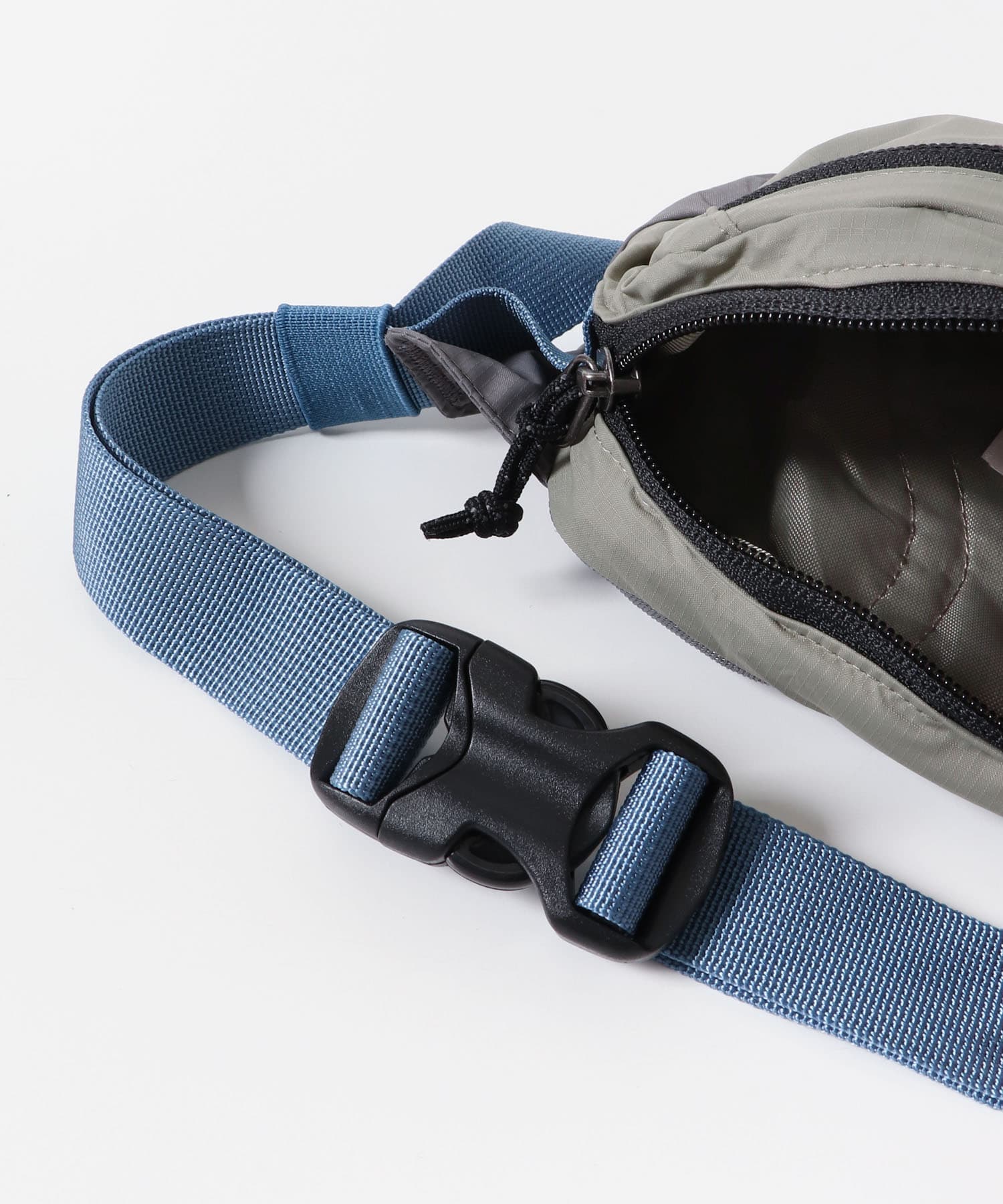 patagonia　Terravia Mini Hip Pack RVGN one