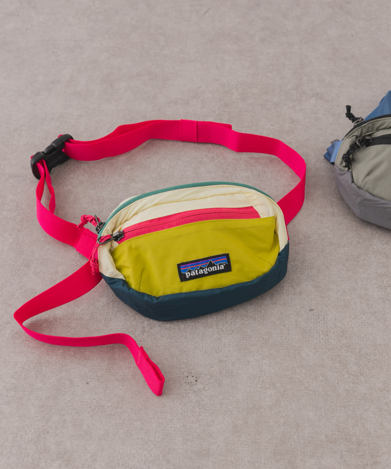patagonia　Terravia Mini Hip Pack BTRY one