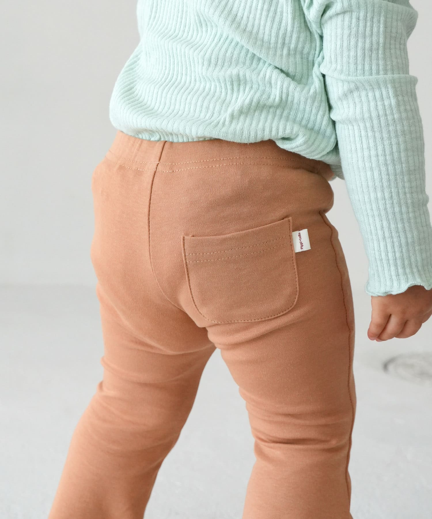 Pippi+Lotta　Flare cotton pants(KIDS) Almond M