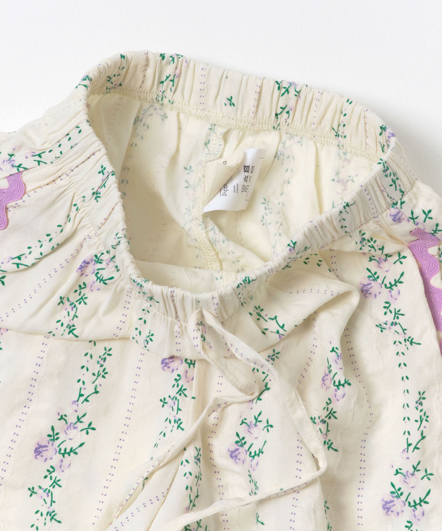 Pippi+Lotta　Flower short pants(KIDS) One XXL