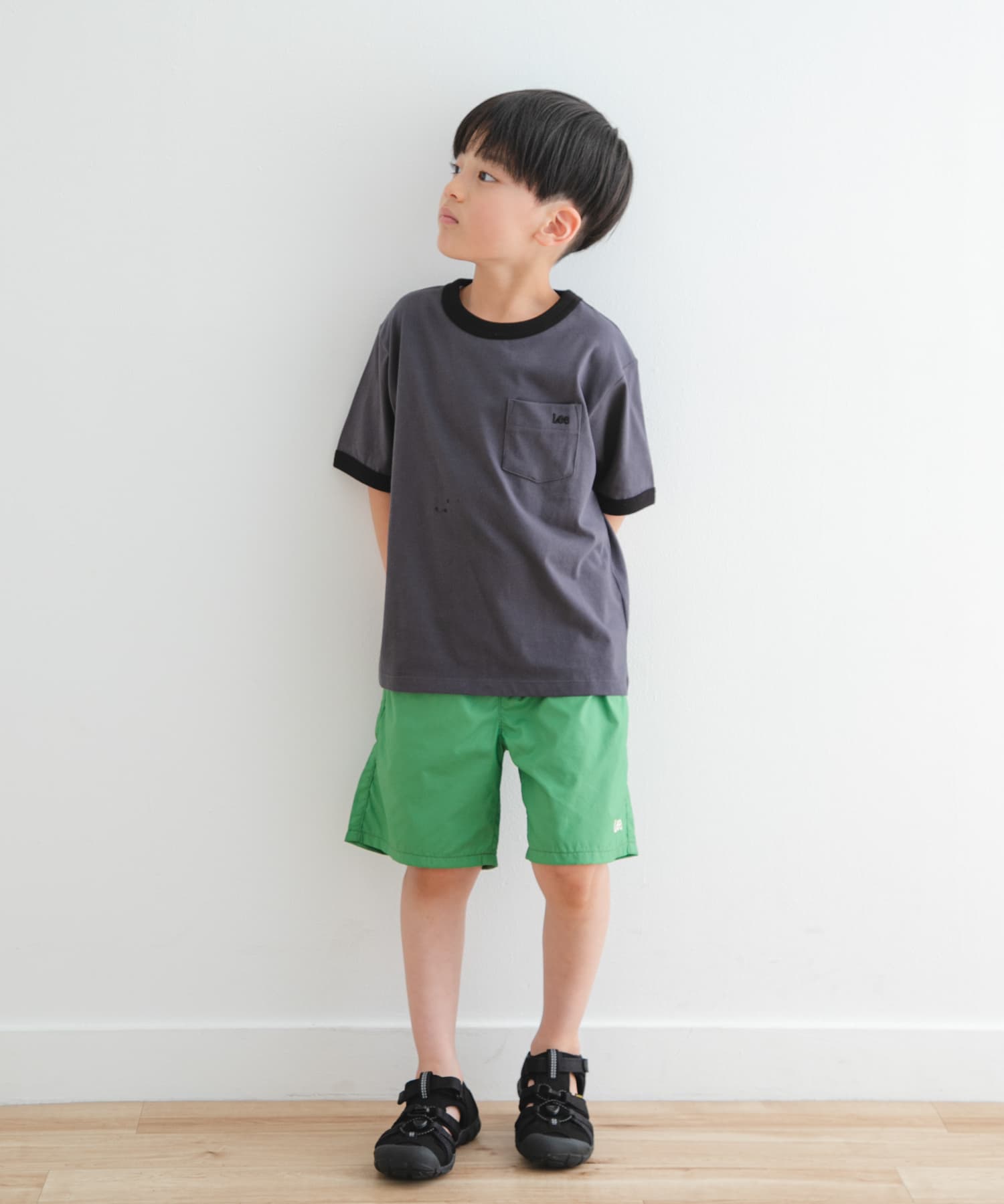 GREEN