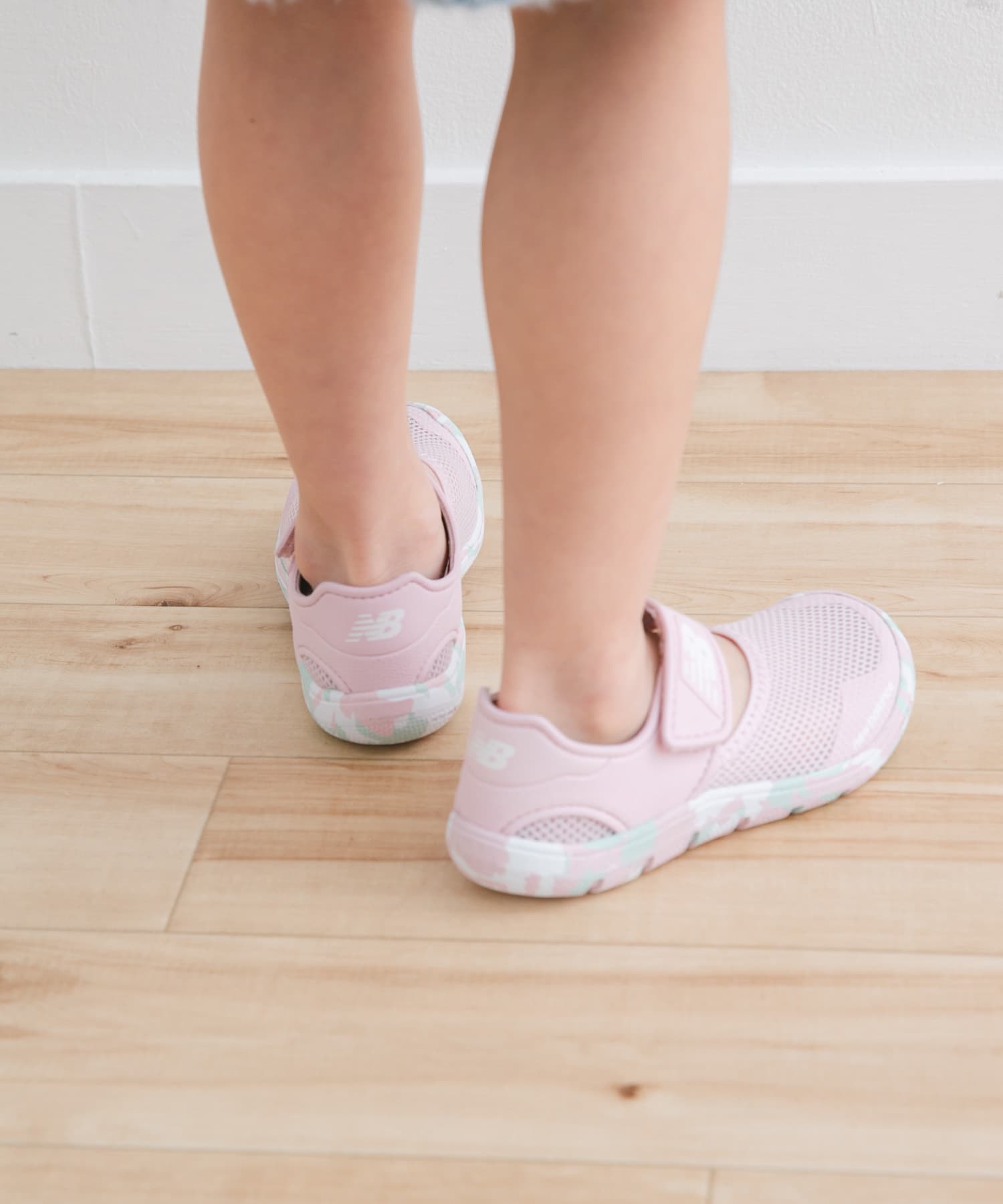 NEW BALANCE　YO208 TC2 PINK 18