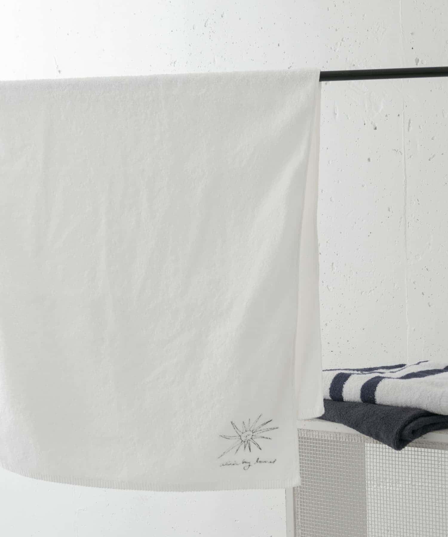 DOORS LIVING PRODUCTS　Bath Towel white オフホワイト -