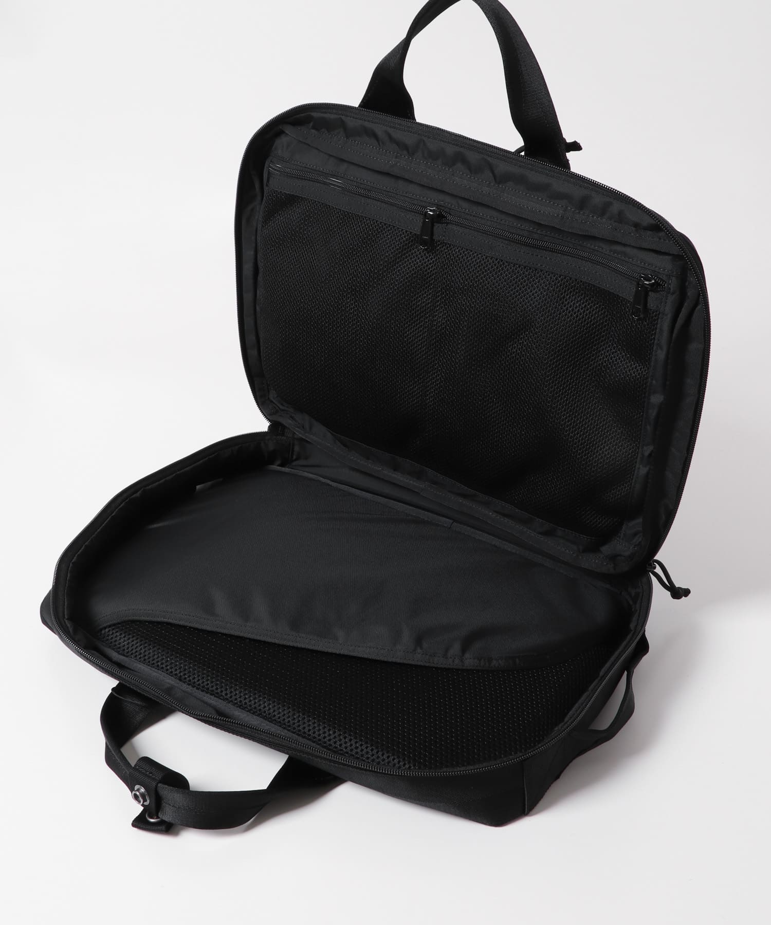 BRIEFING　BS BOX 2WAY PACK AG BLACK FREE